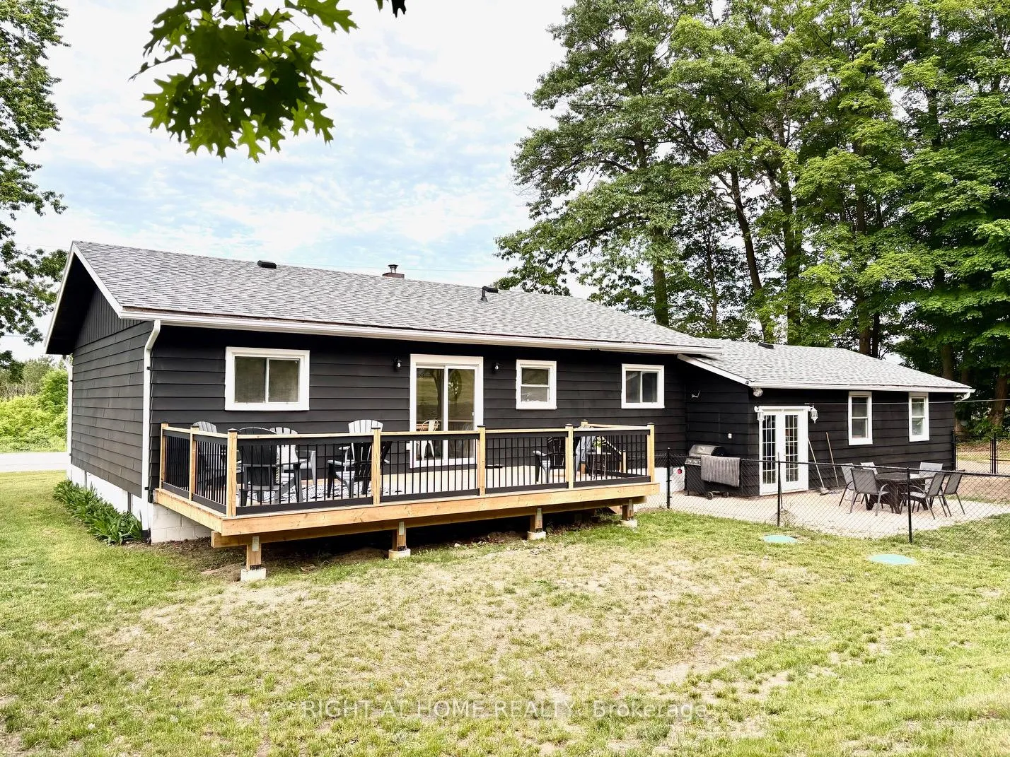 Photo 42 of 6680 County Rd 93 Highway, Tay, Rural Tay — HOMEH