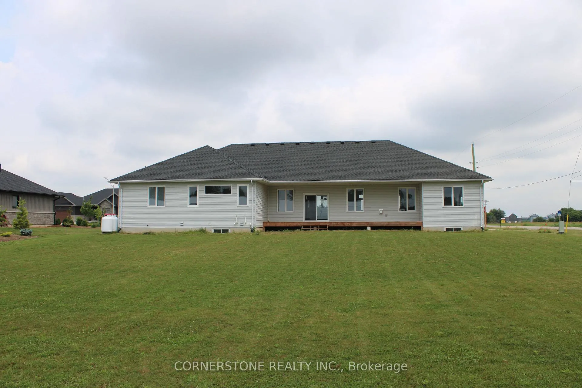 Photo 9 of 2 McTavish Crescent, Huron-Kinloss — HOMEH