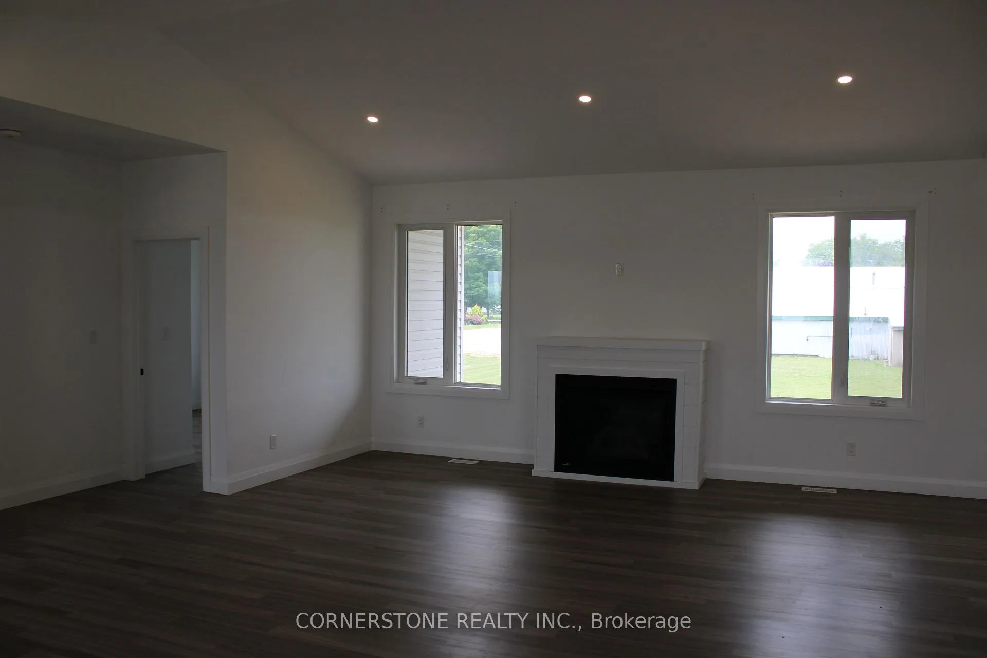 Photo 20 of 2 McTavish Crescent, Huron-Kinloss — HOMEH