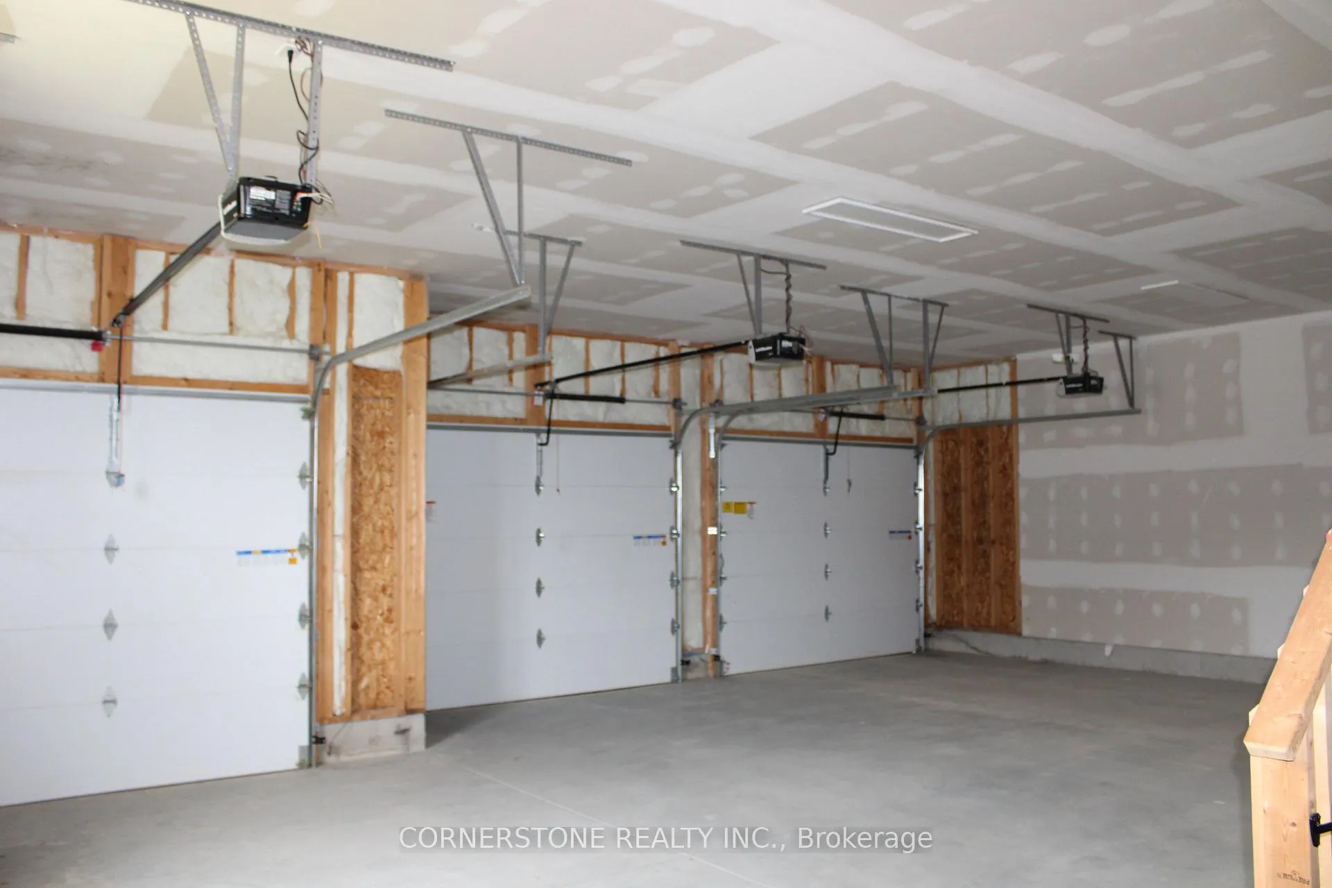 Photo 40 of 2 McTavish Crescent, Huron-Kinloss — HOMEH