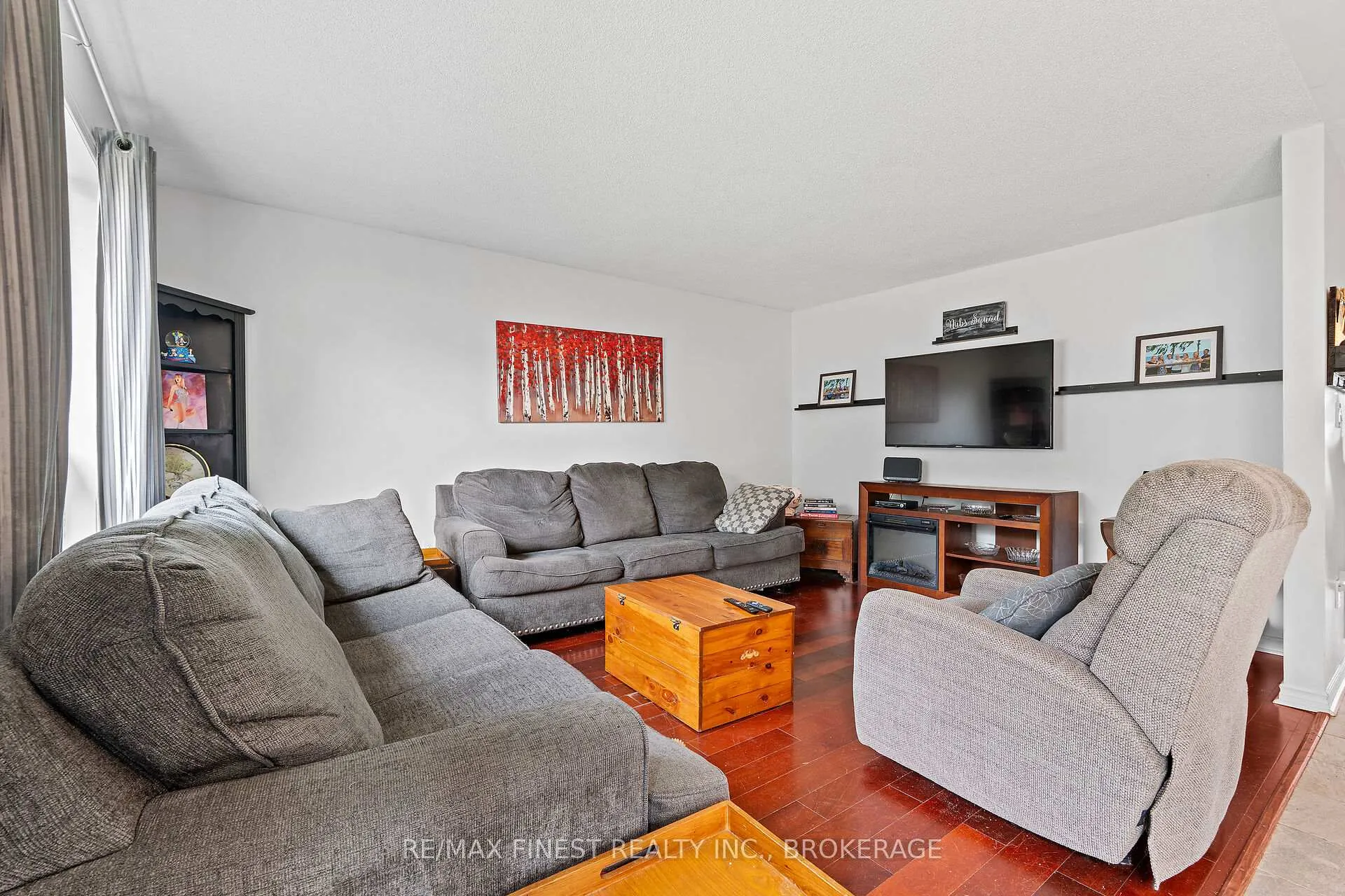 Photo 12 of 86 Kidd Drive, Loyalist, Amherstview — HOMEH