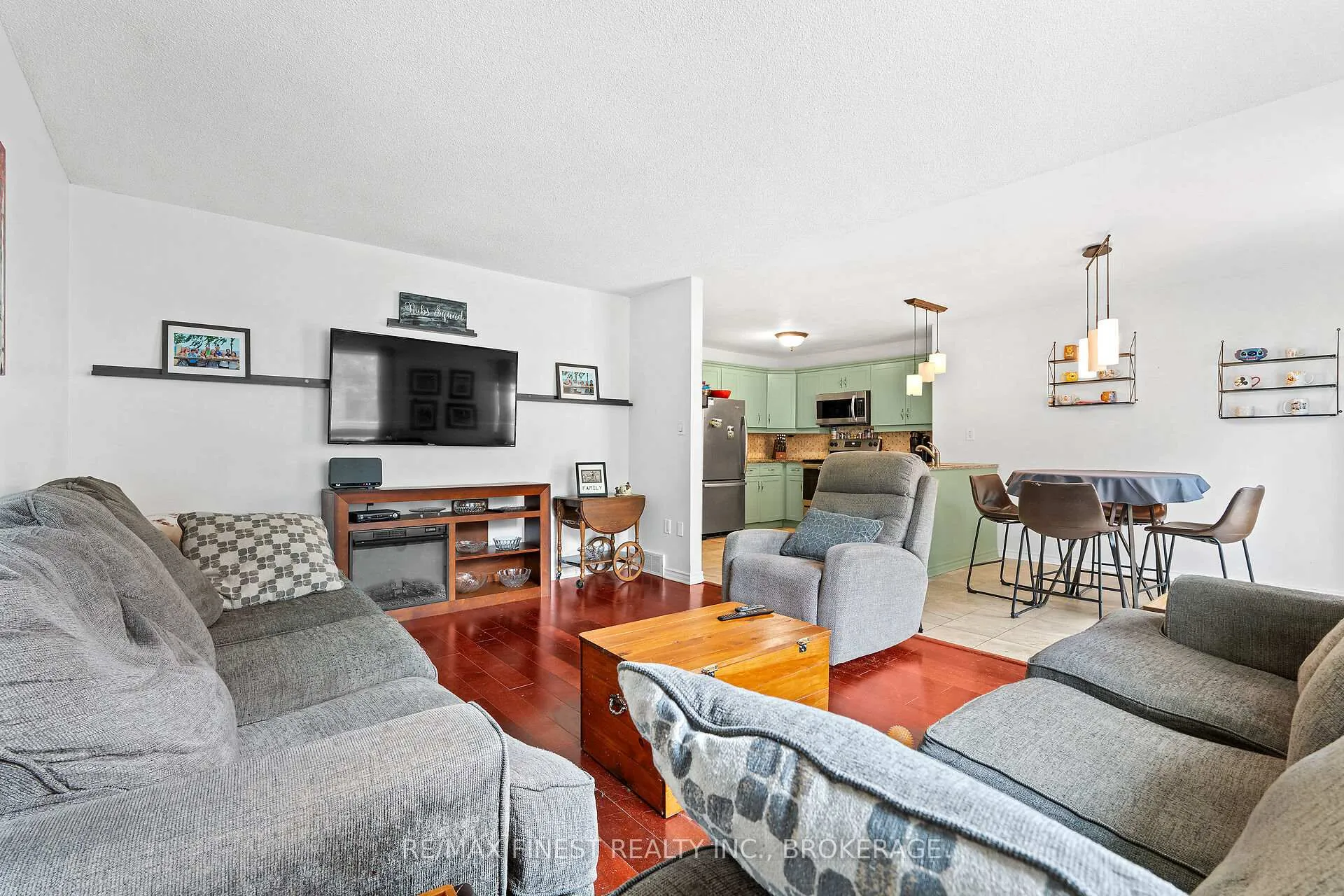 Photo 14 of 86 Kidd Drive, Loyalist, Amherstview — HOMEH