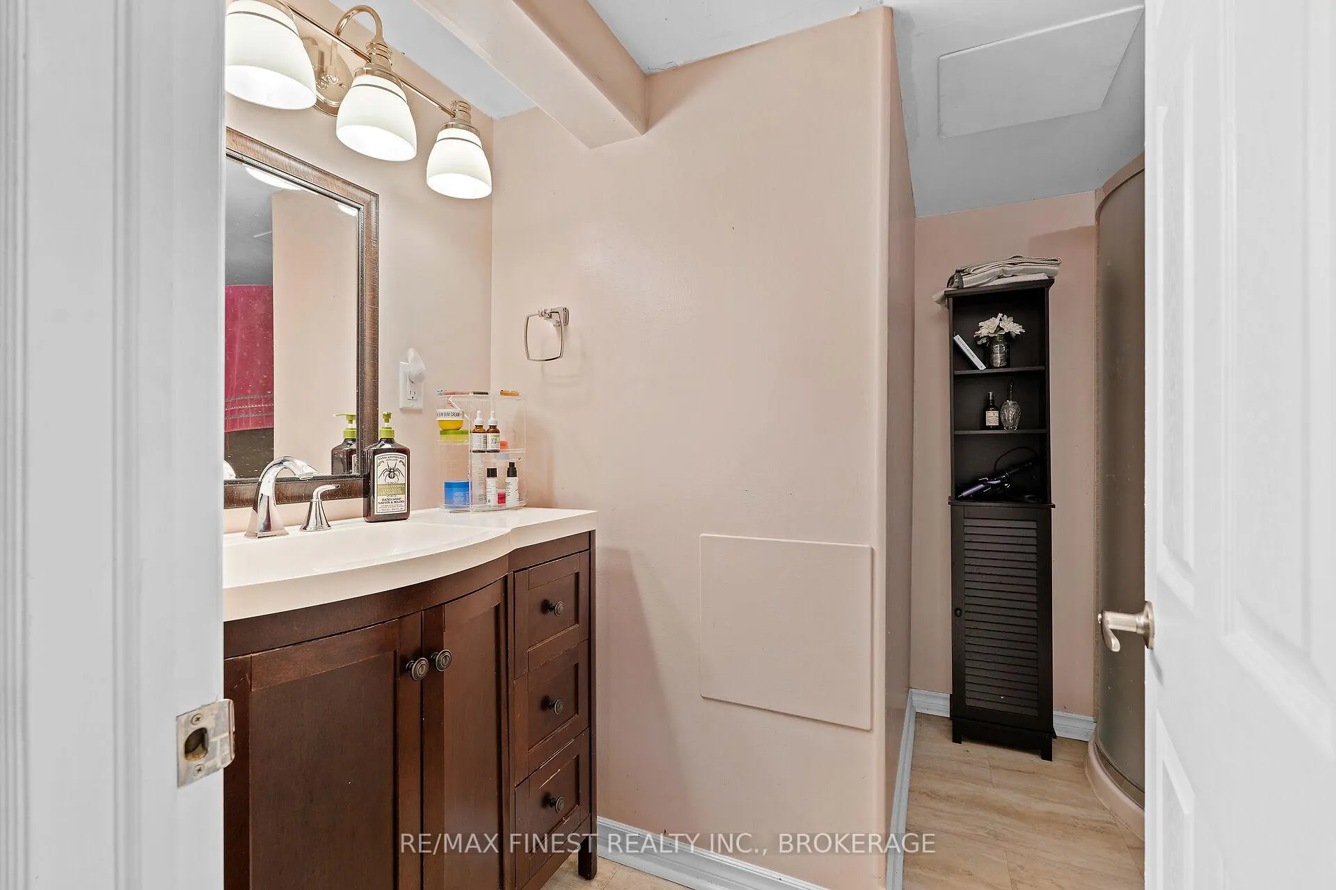 Photo 38 of 86 Kidd Drive, Loyalist, Amherstview — HOMEH