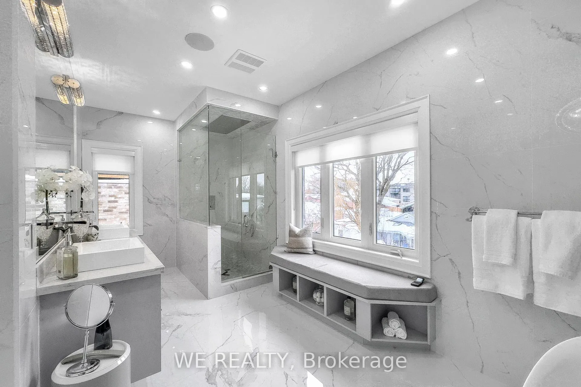 Photo 20 of 646 Annland Street, Pickering, Bay Ridges — HOMEH