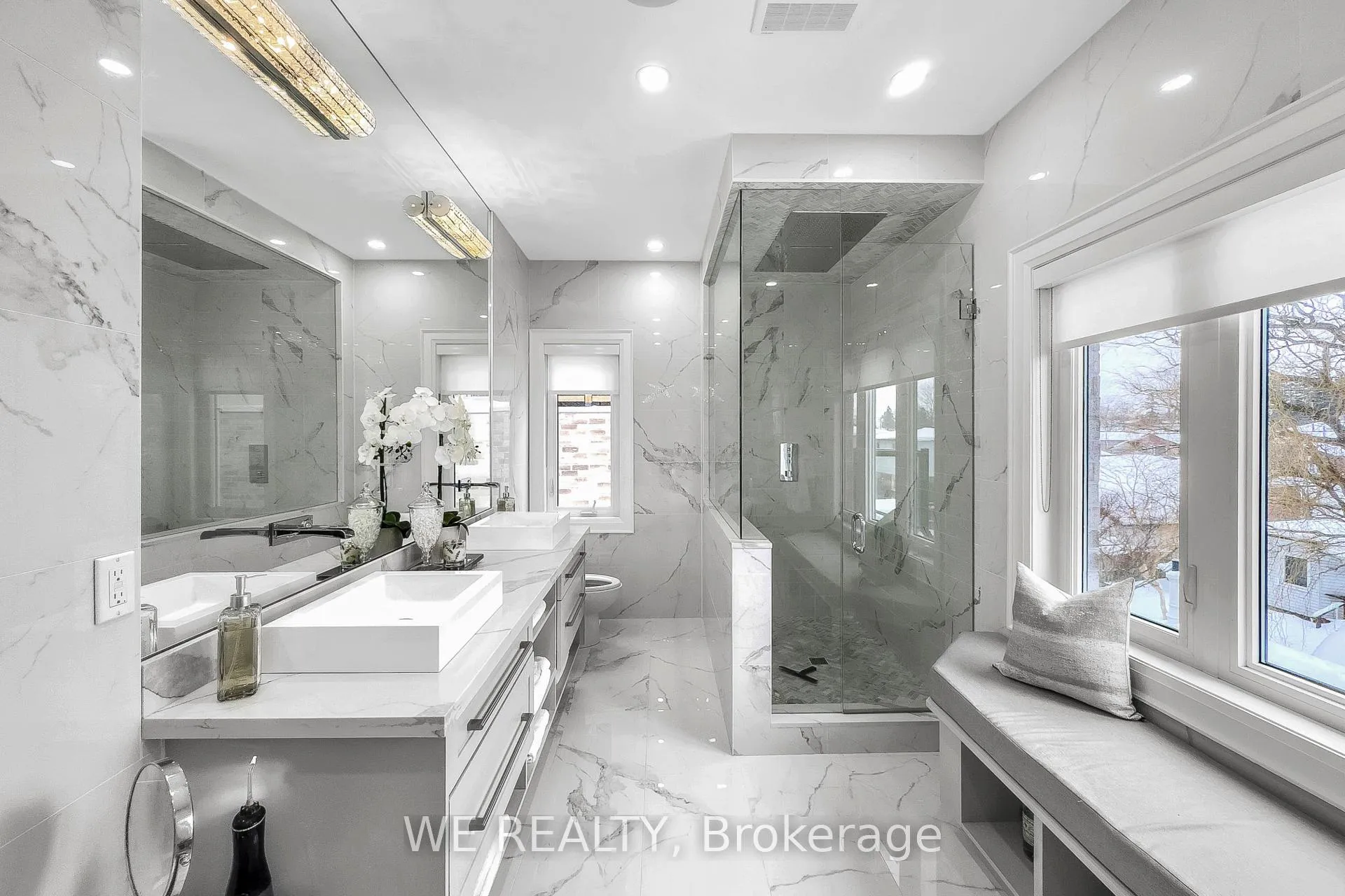 Photo 21 of 646 Annland Street, Pickering, Bay Ridges — HOMEH