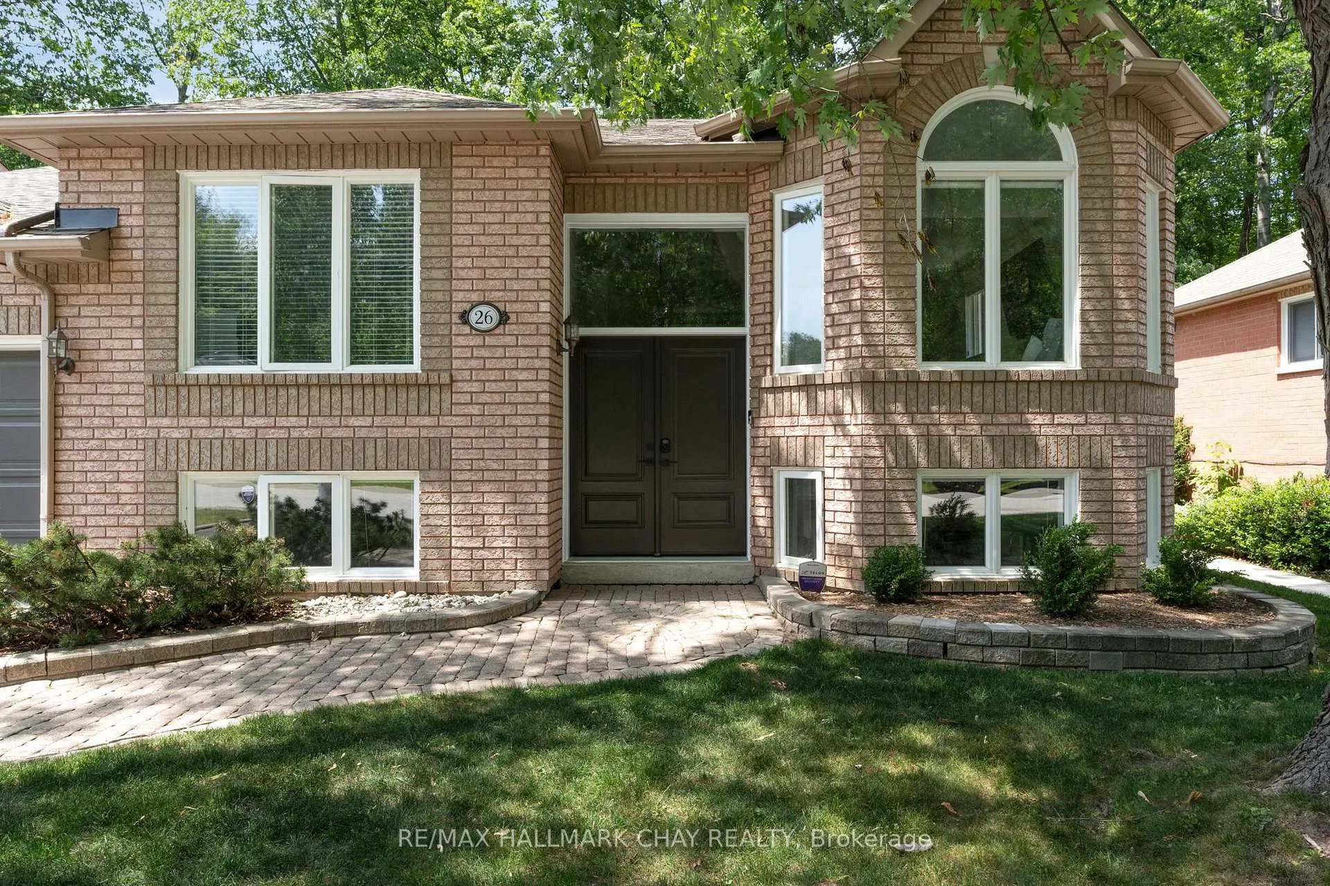 Photo 2 of 26 Brillinger Drive, Wasaga Beach — HOMEH