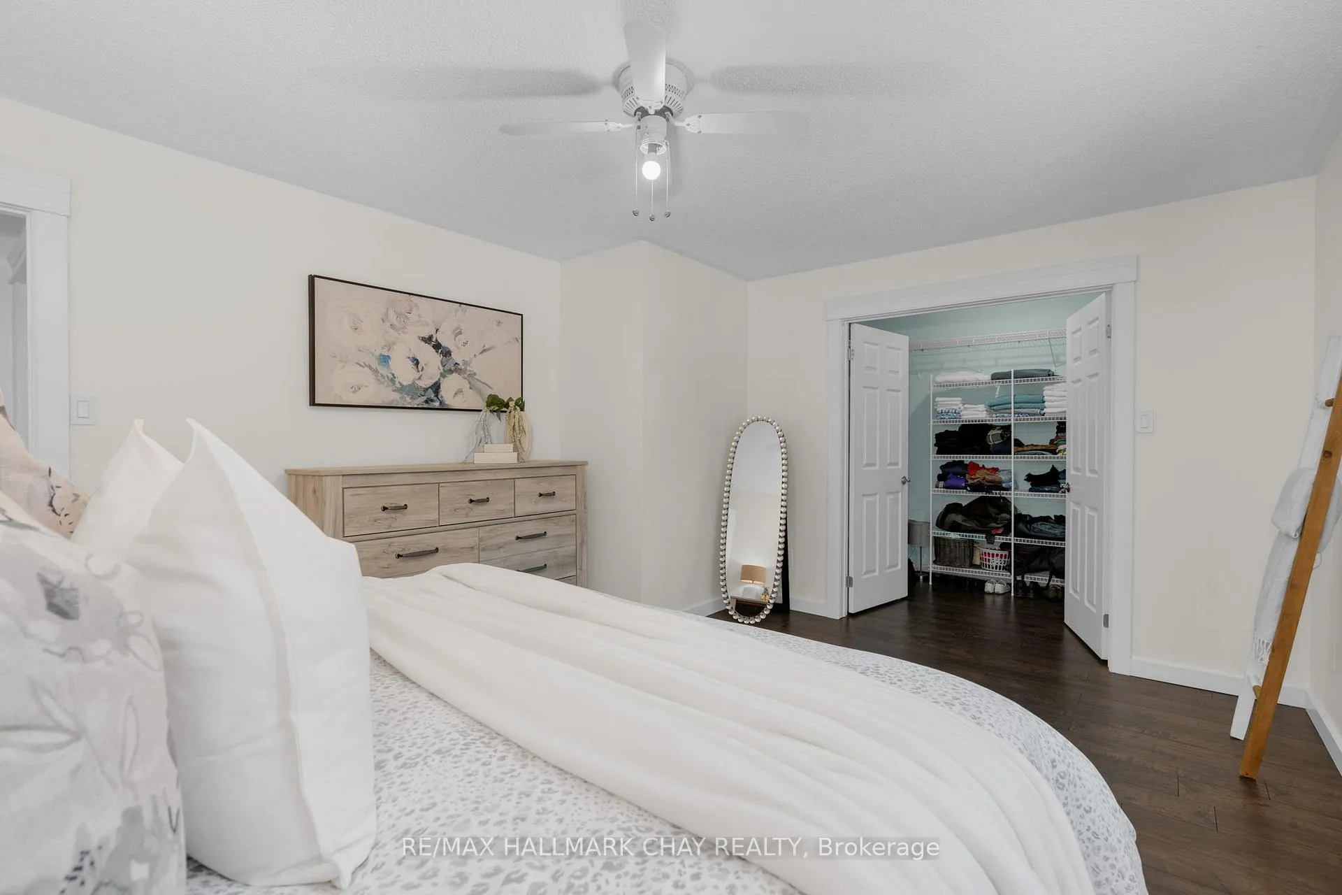 Photo 18 of 26 Brillinger Drive, Wasaga Beach — HOMEH