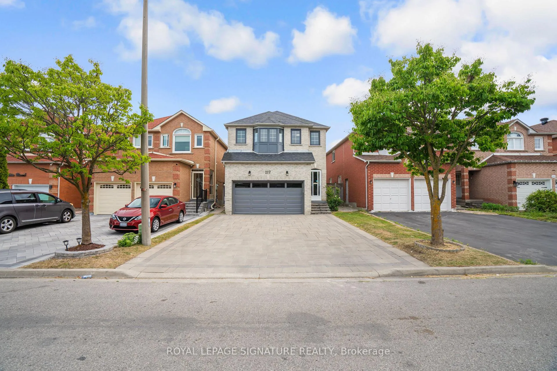 Photo 1 of 217 Sophia Road, Markham, Middlefield — HOMEH