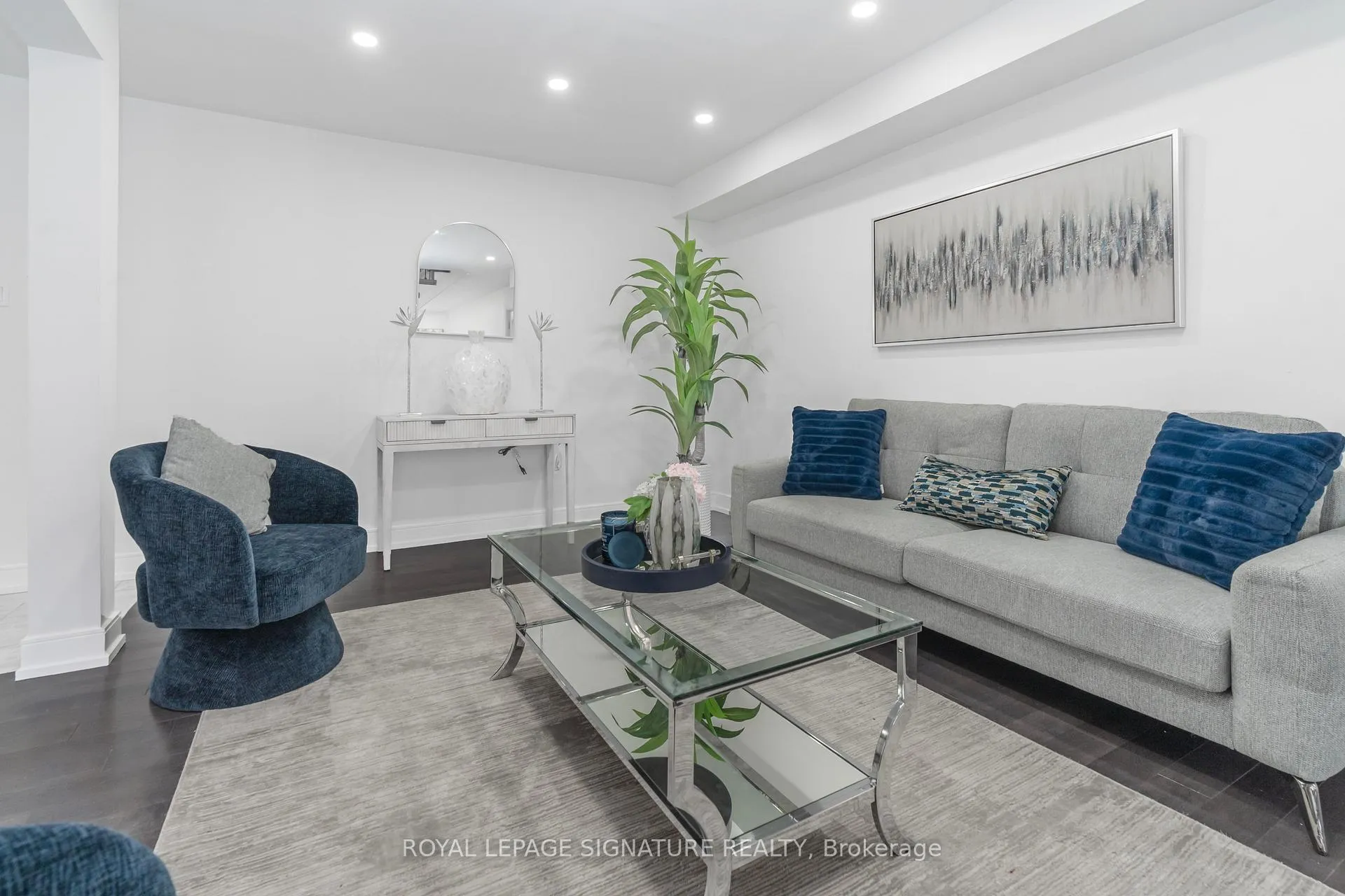 Photo 9 of 217 Sophia Road, Markham, Middlefield — HOMEH