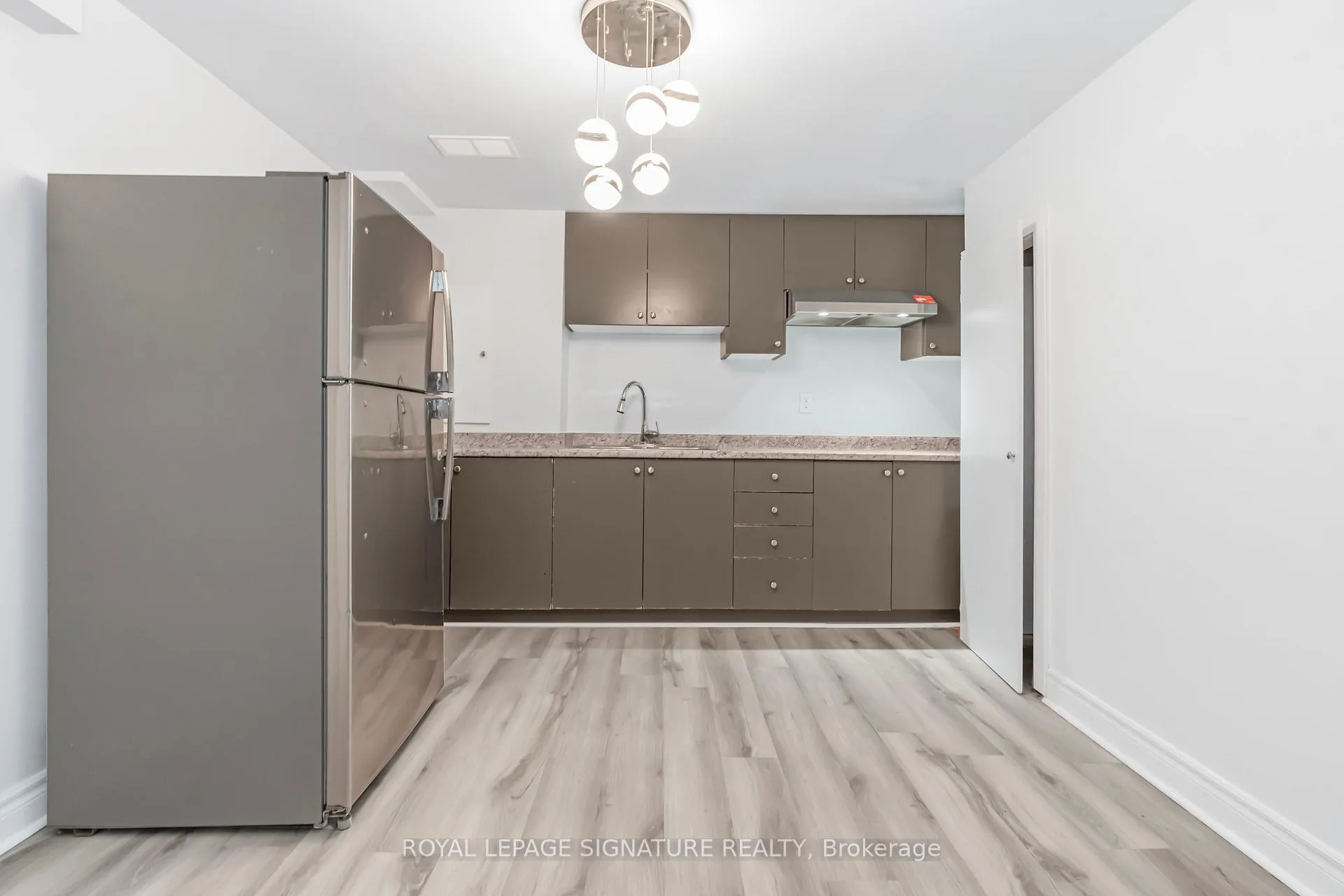 Photo 39 of 217 Sophia Road, Markham, Middlefield — HOMEH
