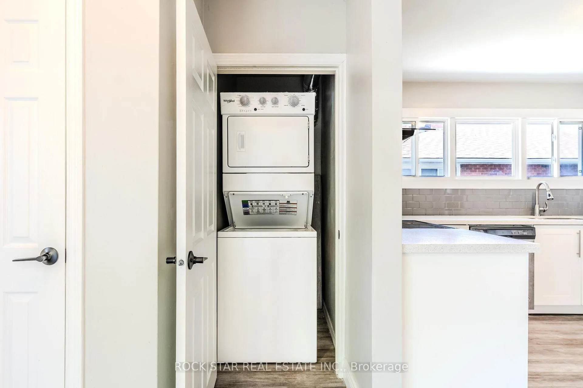 Photo 15 of 543 East 27th Street, Hamilton, Burkholme — HOMEH
