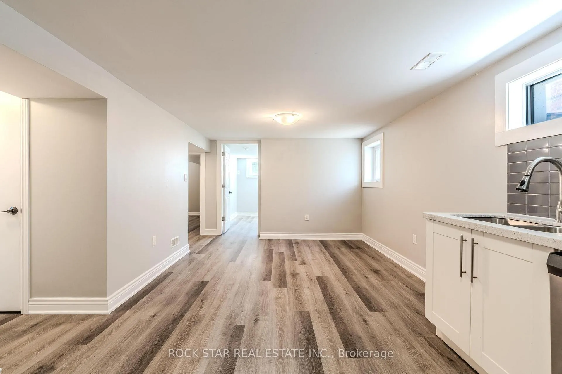 Photo 18 of 543 East 27th Street, Hamilton, Burkholme — HOMEH