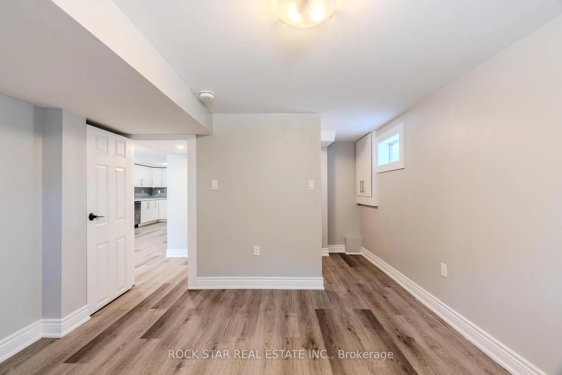 Photo 25 of 543 East 27th Street, Hamilton, Burkholme — HOMEH