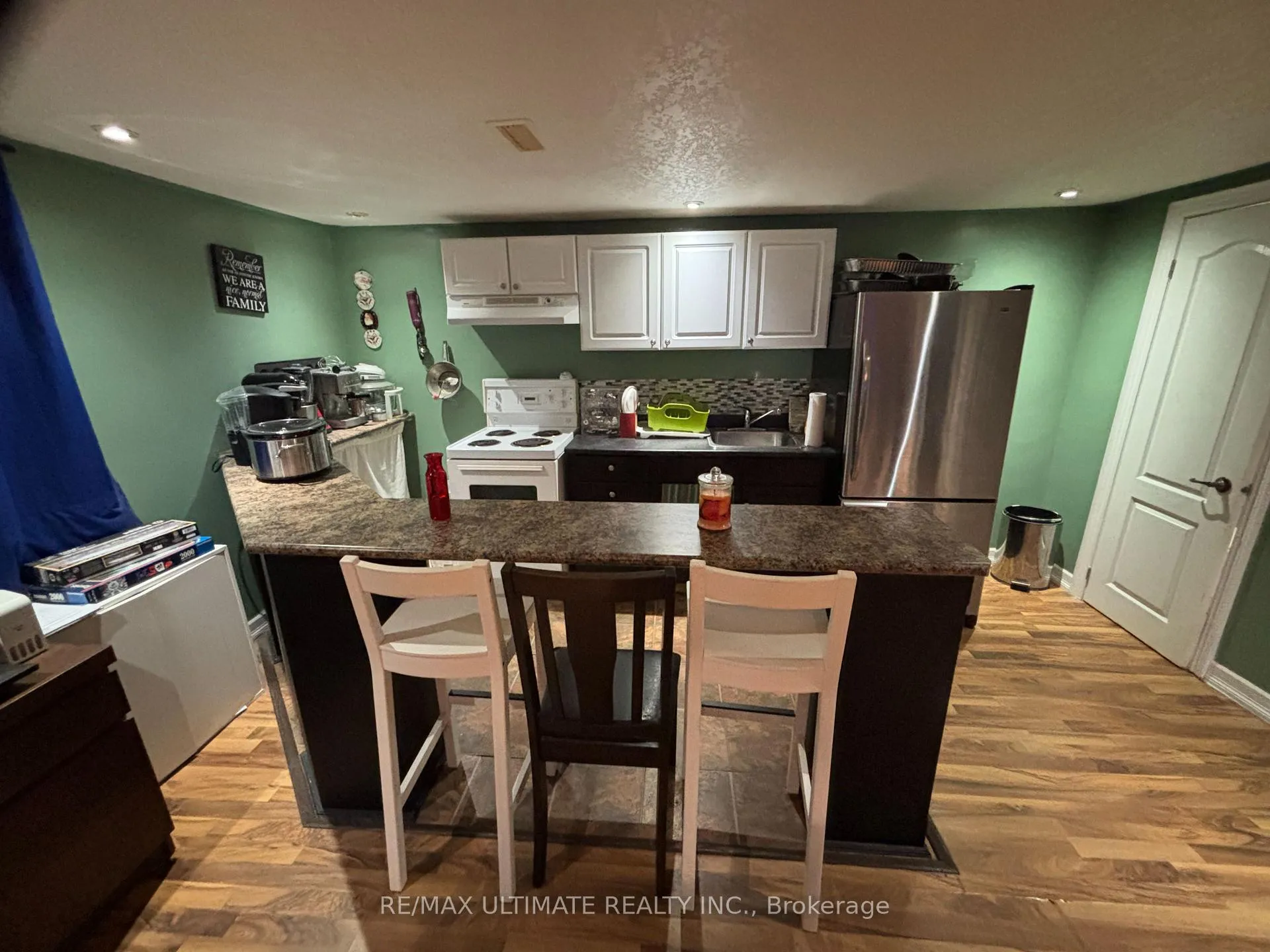 Photo 11 of 18 Hickling Trail, Barrie, Grove East — HOMEH
