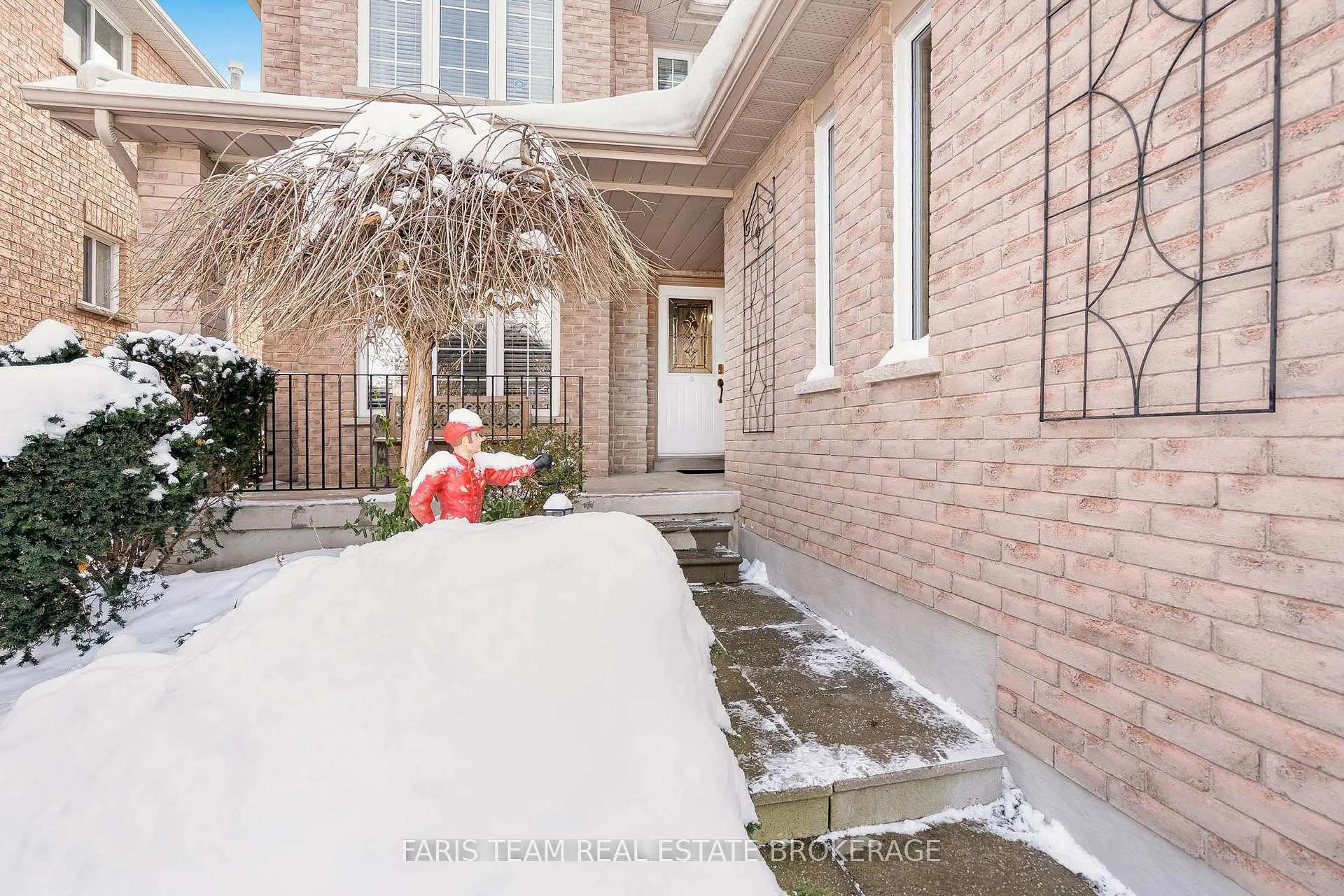 Photo 4 of 25 Dunnett Drive, Barrie, Ardagh — HOMEH