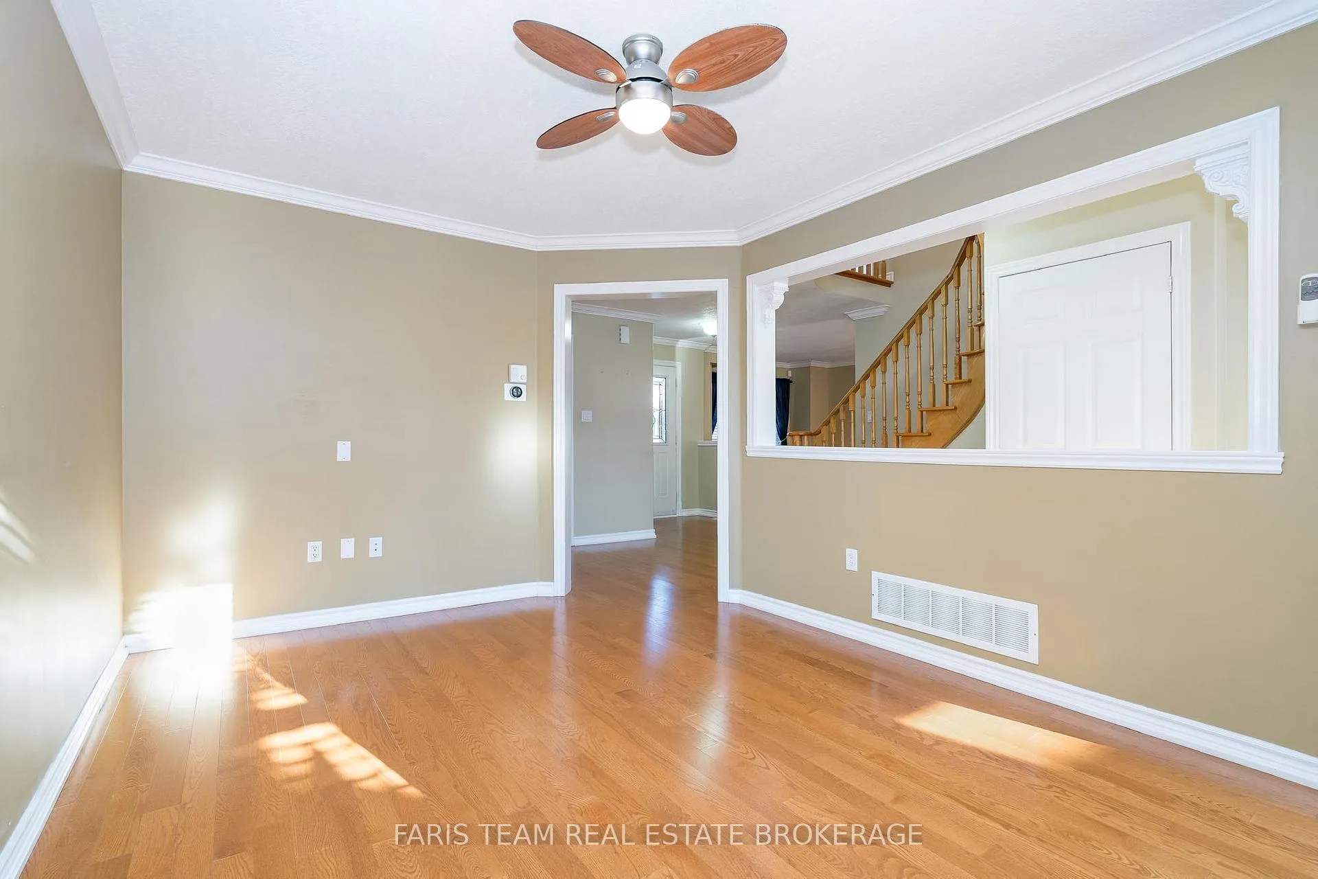 Photo 14 of 25 Dunnett Drive, Barrie, Ardagh — HOMEH