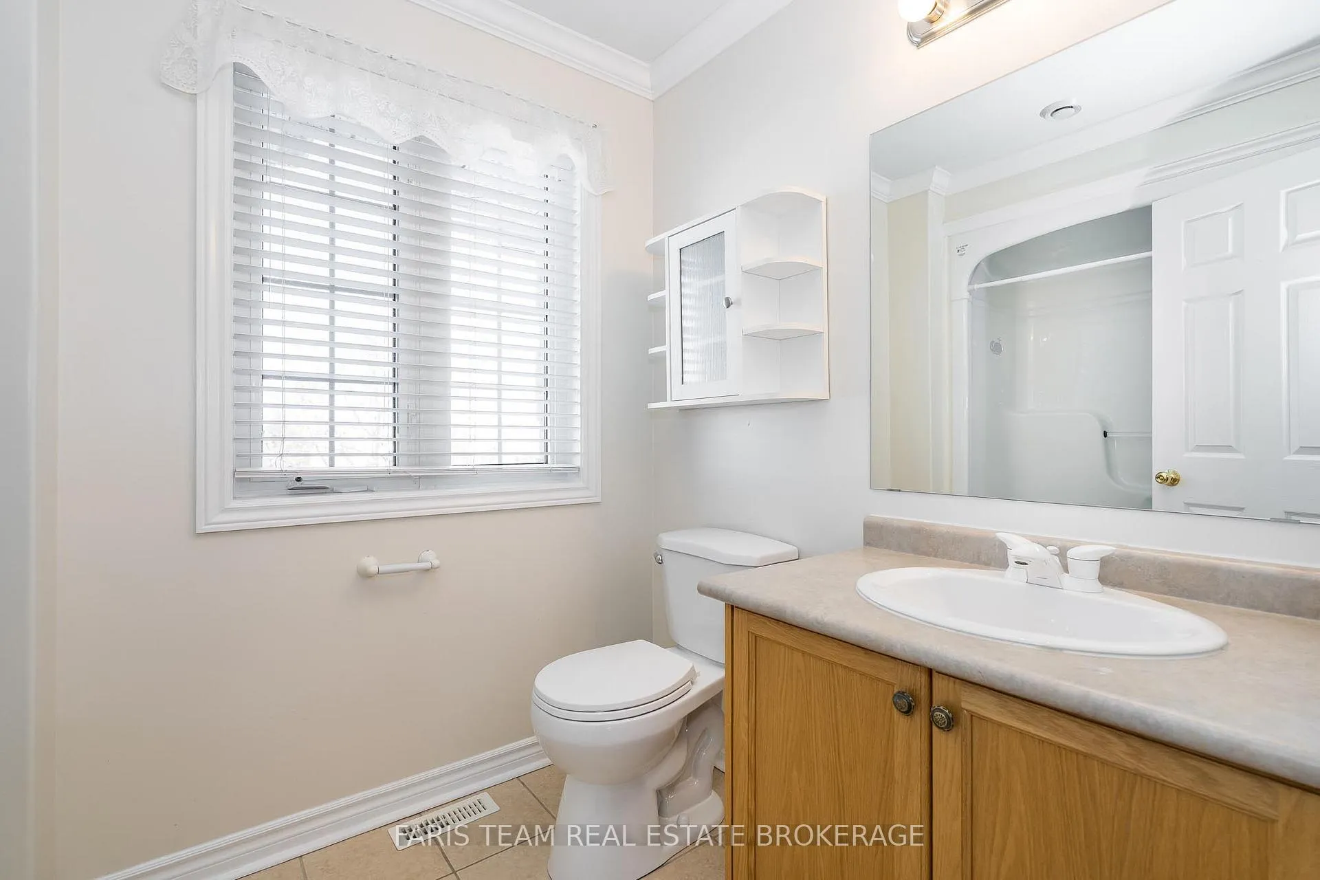 Photo 31 of 25 Dunnett Drive, Barrie, Ardagh — HOMEH
