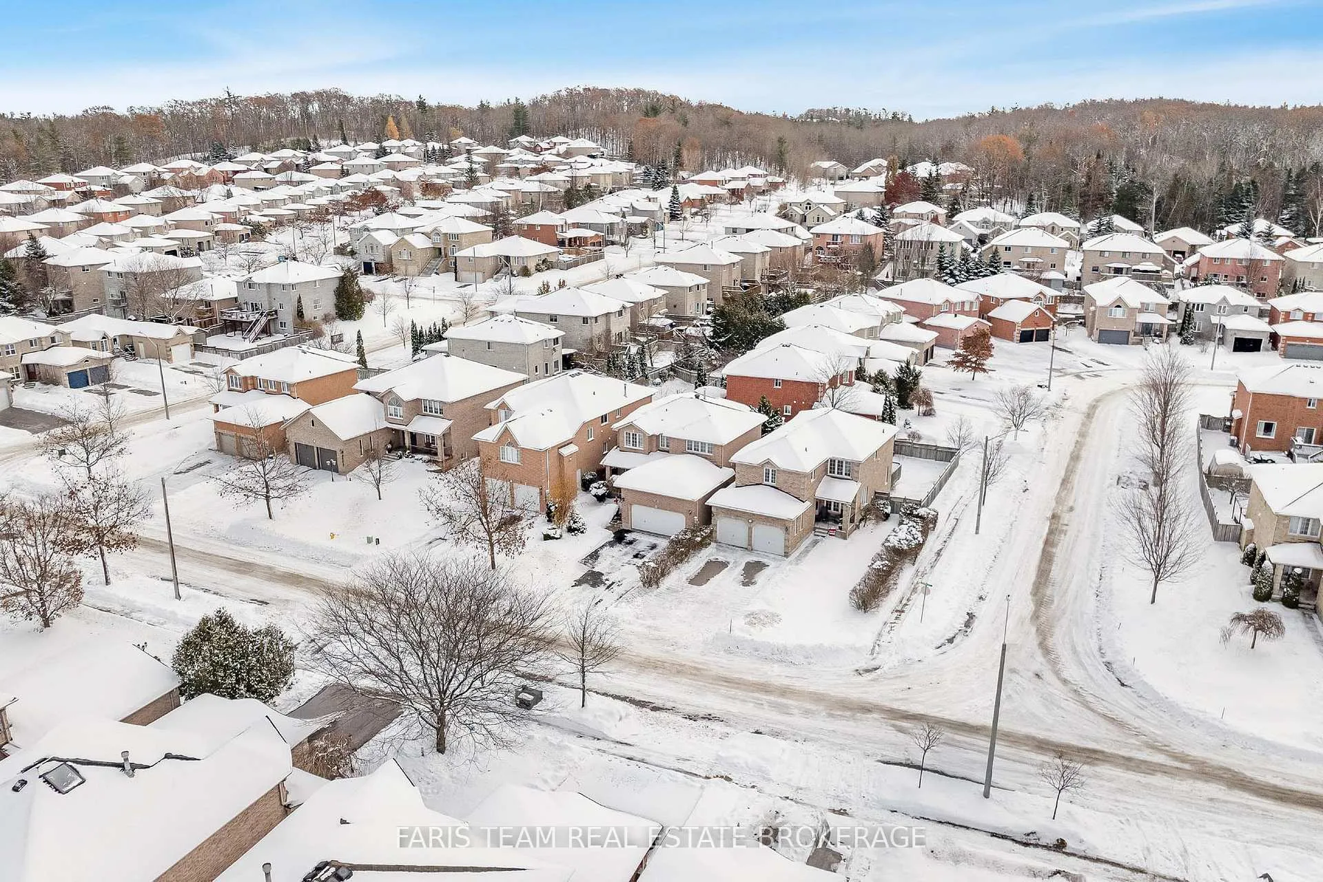 Photo 42 of 25 Dunnett Drive, Barrie, Ardagh — HOMEH