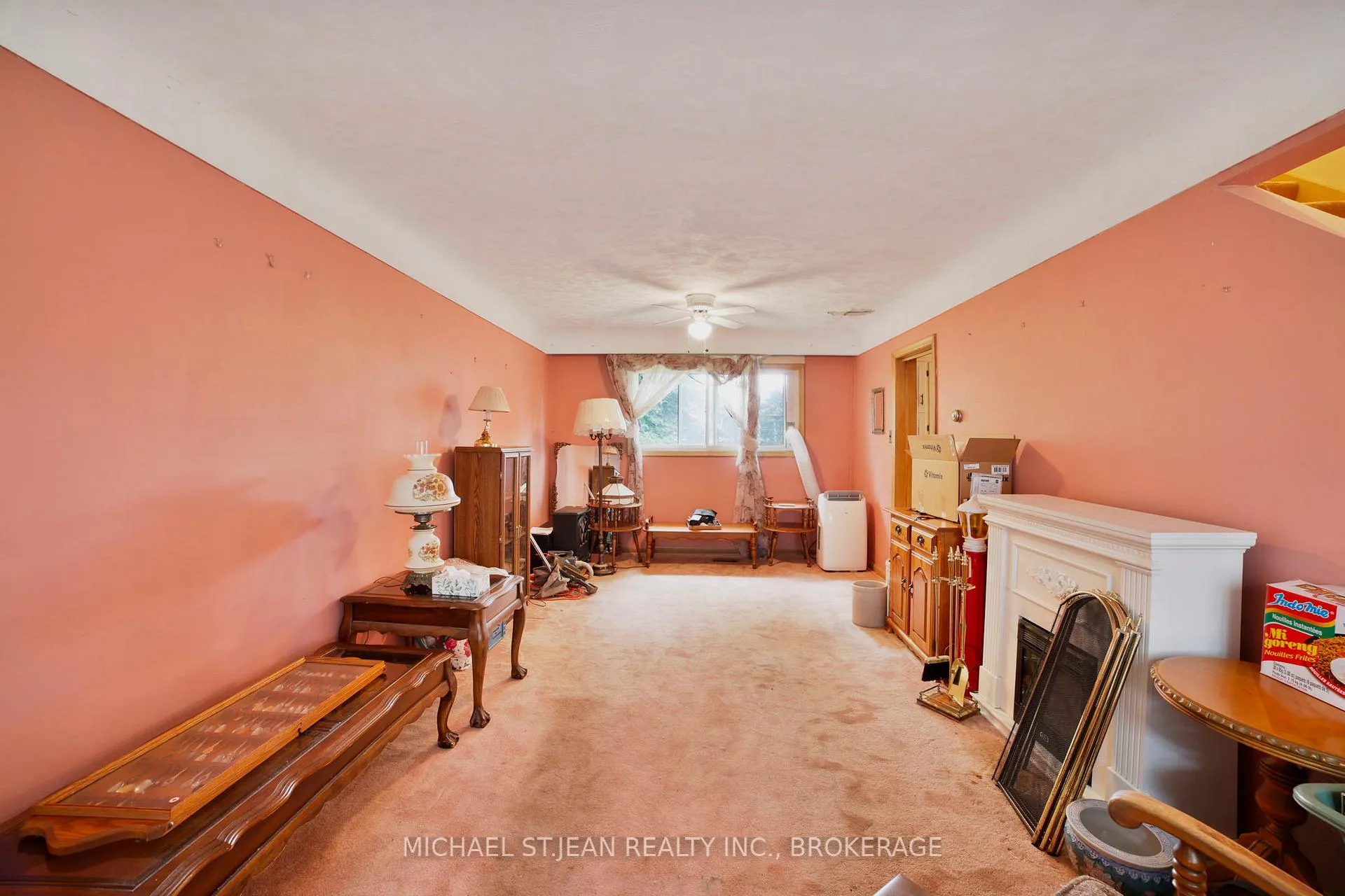 Photo 8 of 46 Hardale Crescent, Hamilton, Huntington — HOMEH