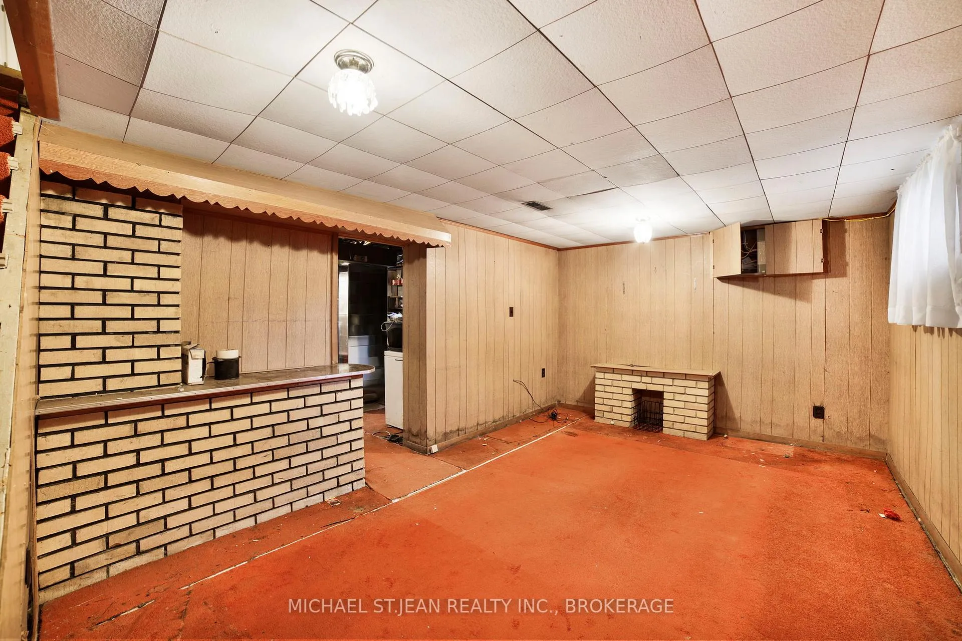Photo 26 of 46 Hardale Crescent, Hamilton, Huntington — HOMEH