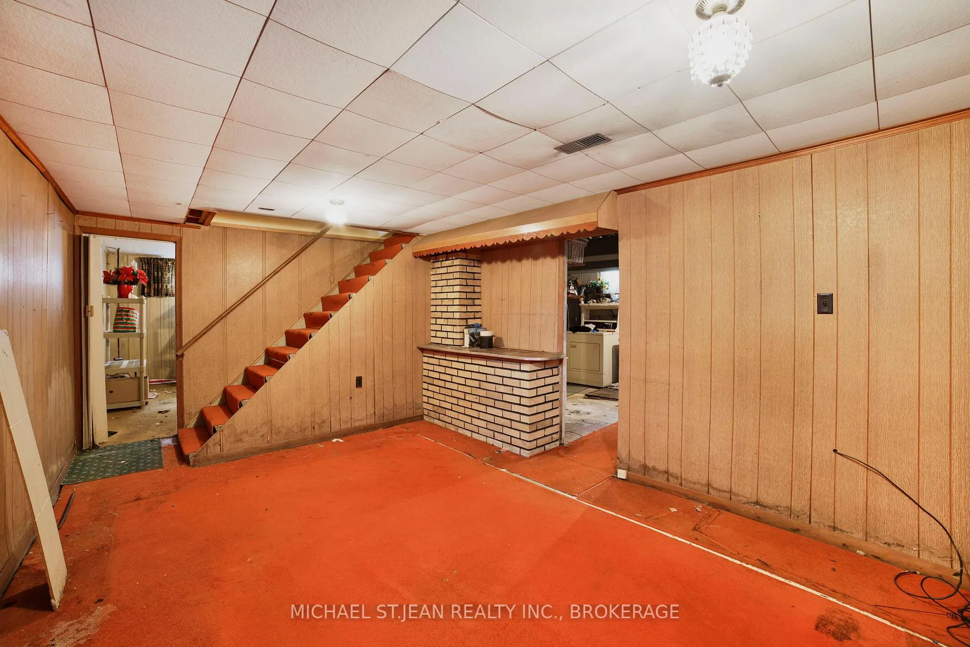 Photo 27 of 46 Hardale Crescent, Hamilton, Huntington — HOMEH