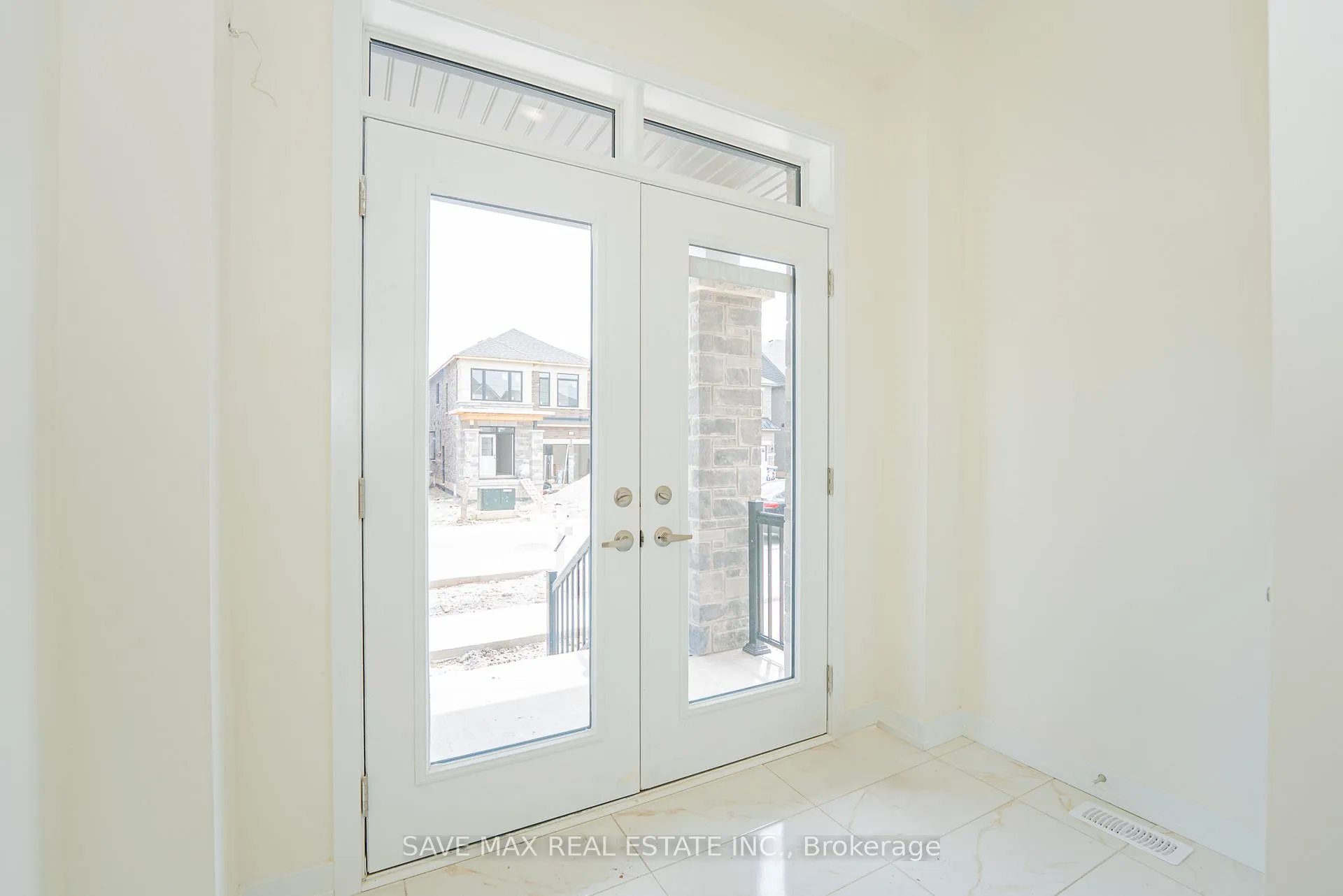 Photo 3 of 25 Stanley Leitch Drive N, Erin — HOMEH