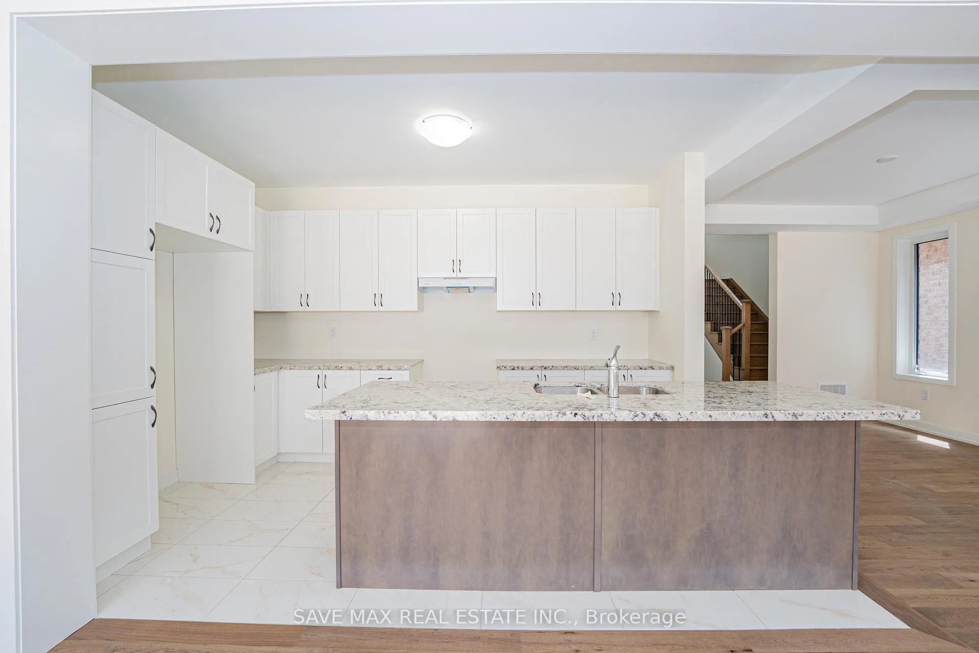 Photo 7 of 25 Stanley Leitch Drive N, Erin — HOMEH