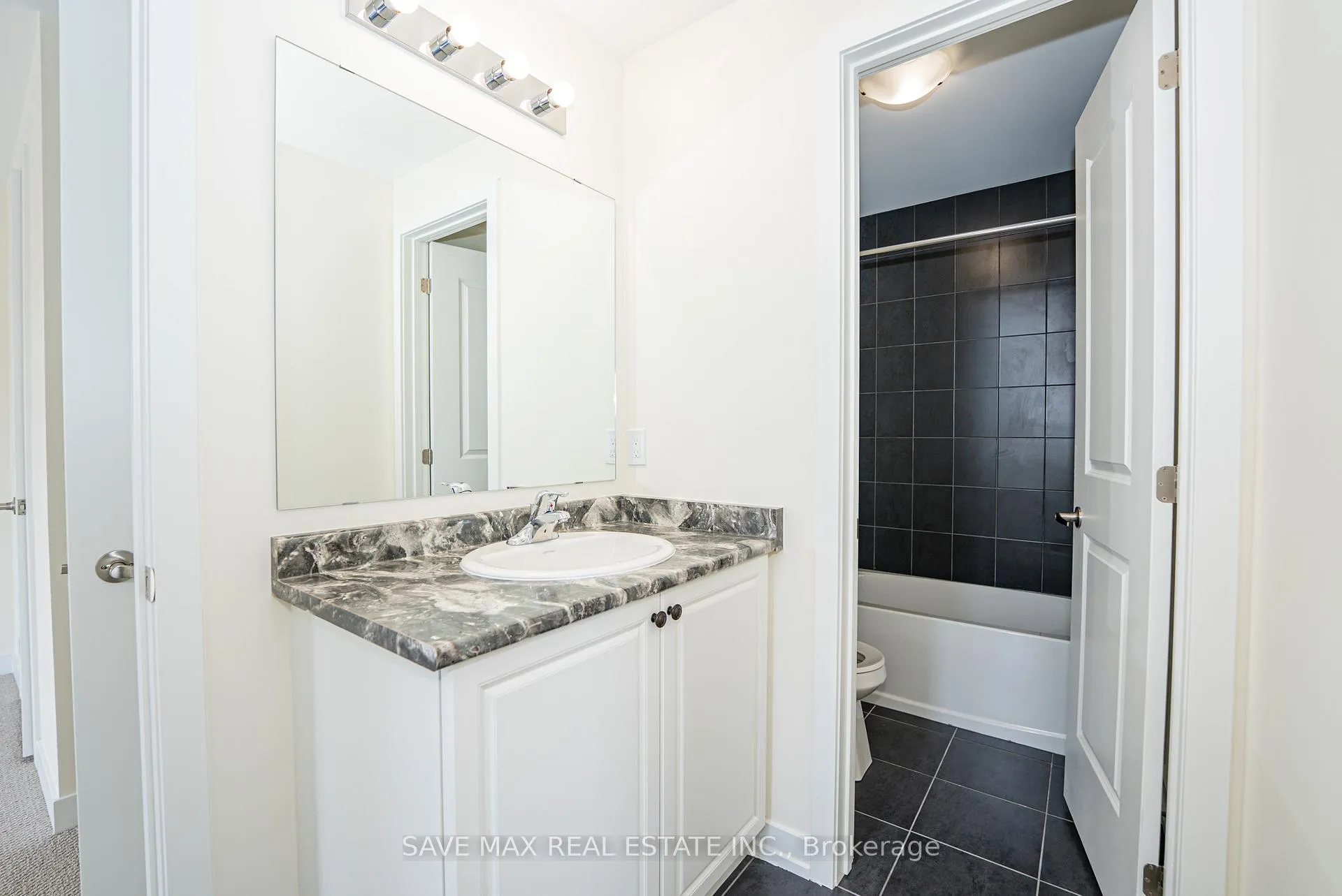 Photo 14 of 25 Stanley Leitch Drive N, Erin — HOMEH