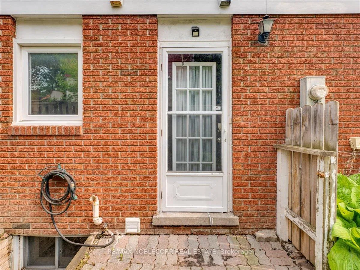 Photo 27 of 175 Toronto Street, Barrie, Queen's Park — HOMEH