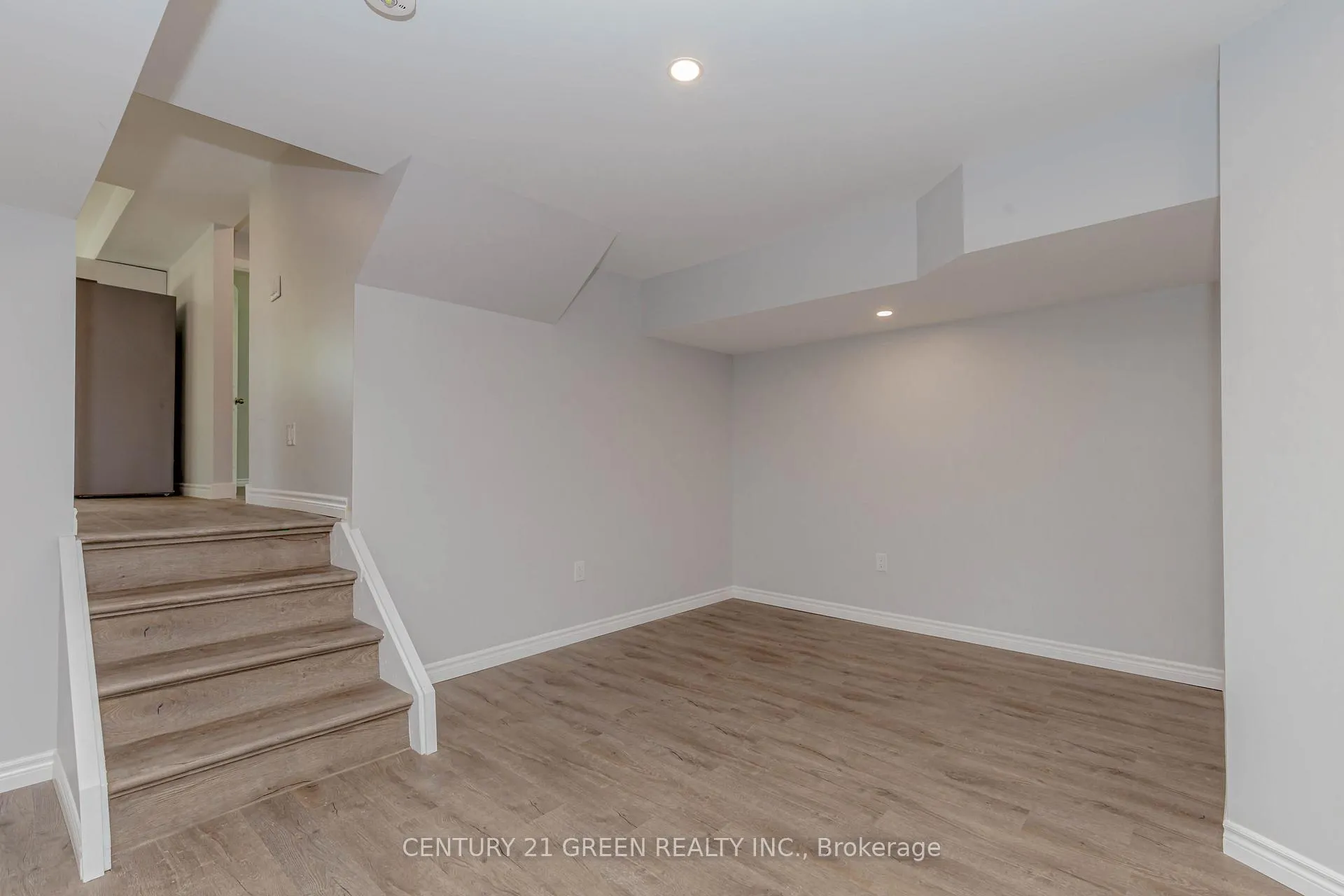 Photo 19 of 1691 Glancaster Road, Hamilton, Mount Hope — HOMEH