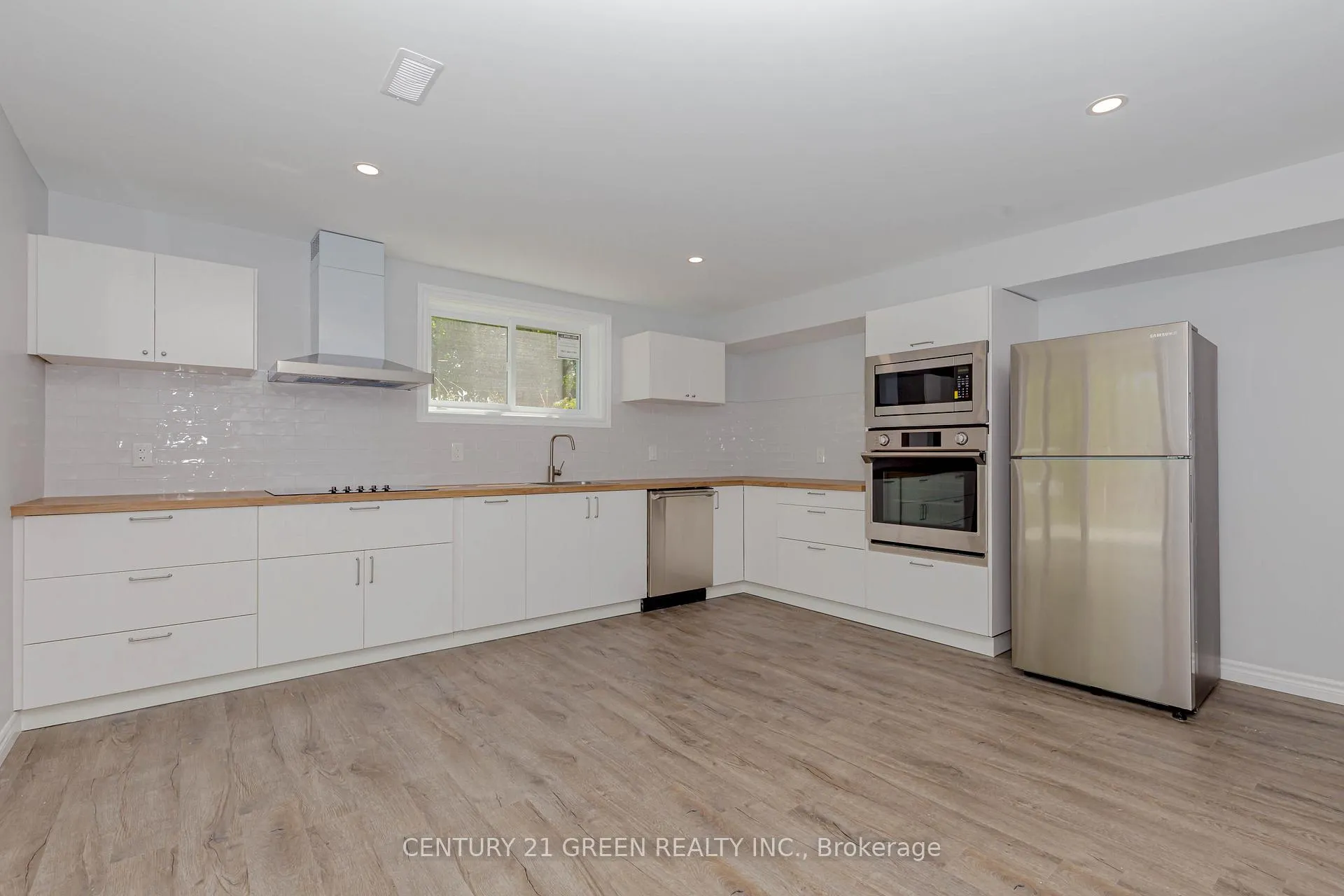 Photo 21 of 1691 Glancaster Road, Hamilton, Mount Hope — HOMEH