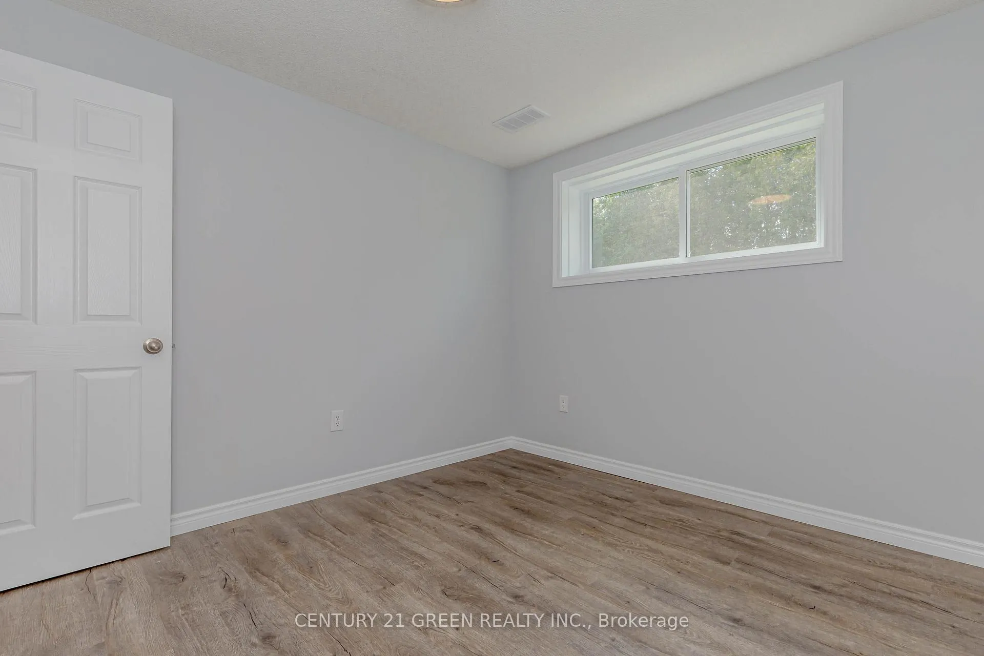Photo 25 of 1691 Glancaster Road, Hamilton, Mount Hope — HOMEH