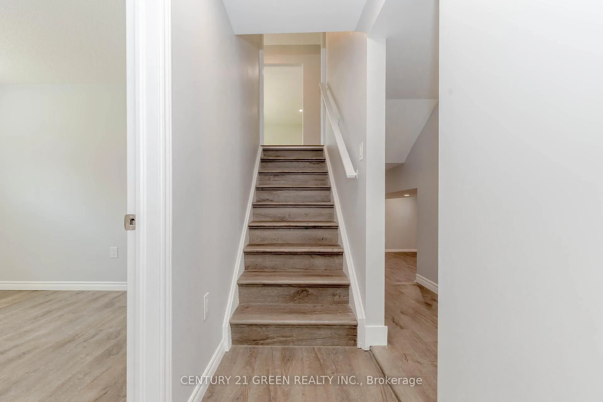 Photo 27 of 1691 Glancaster Road, Hamilton, Mount Hope — HOMEH