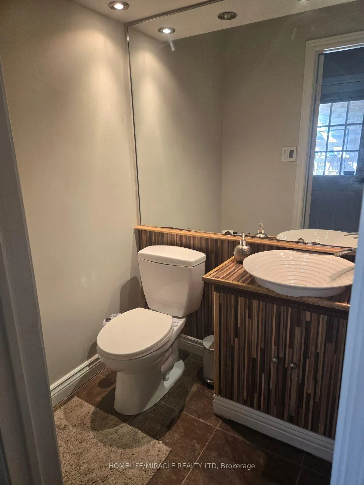 Photo 210 of 35 Jay Street, Brampton, Heart Lake West — HOMEH