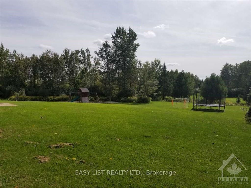 Photo 3 of 151 Gentry Road, Ottawa, Huntley Ward (South West) — HOMEH