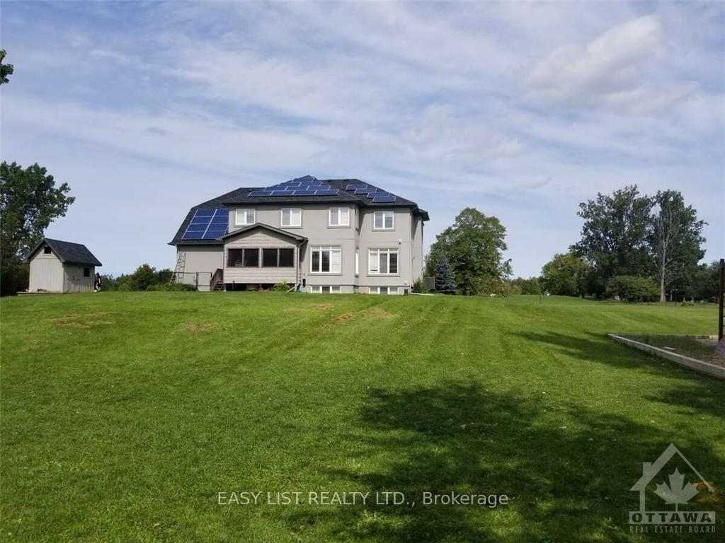 Photo 4 of 151 Gentry Road, Ottawa, Huntley Ward (South West) — HOMEH
