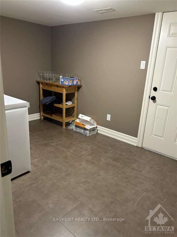 Photo 17 of 151 Gentry Road, Ottawa, Huntley Ward (South West) — HOMEH