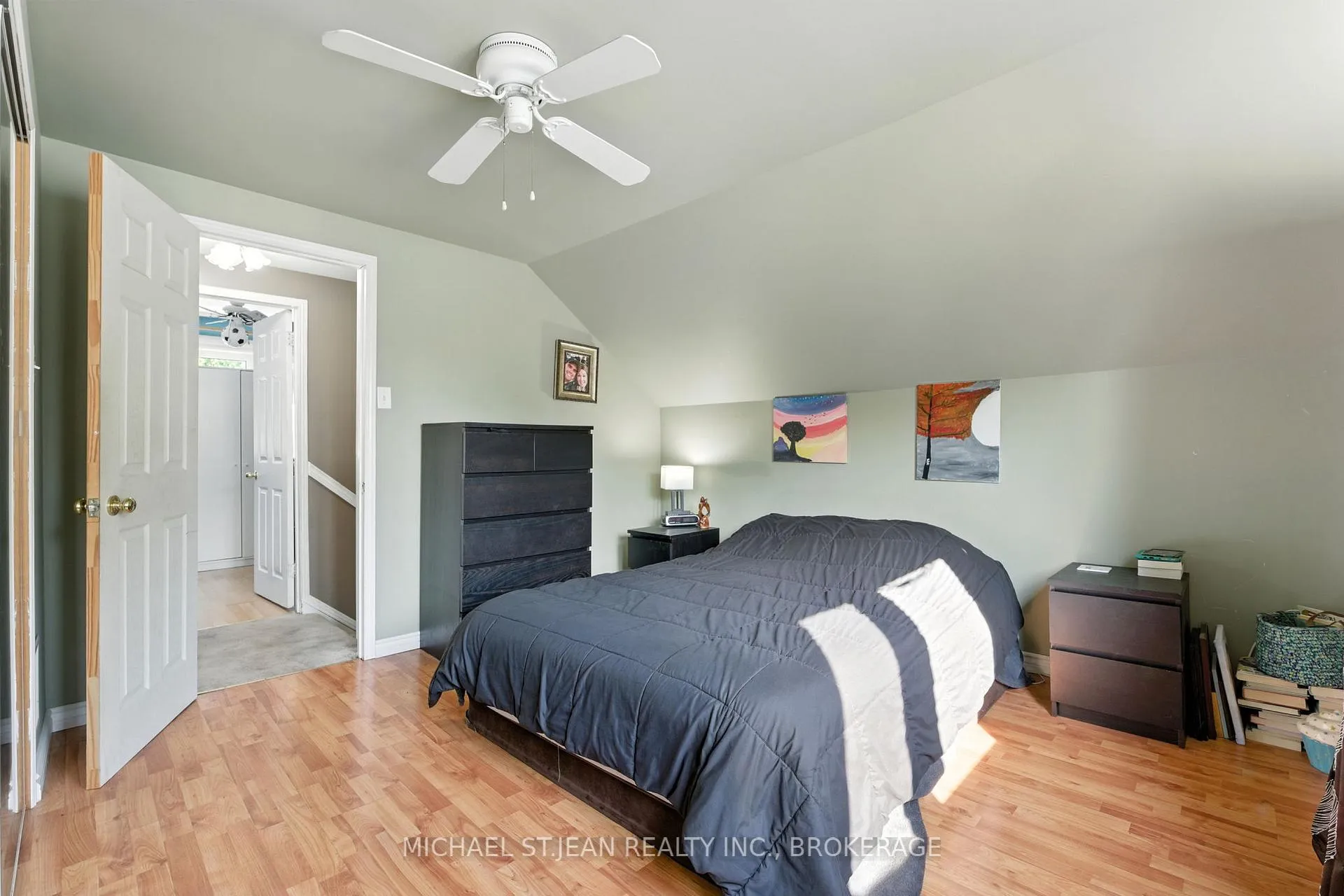 Photo 31 of 347 Weir Street N, Hamilton, Homeside — HOMEH