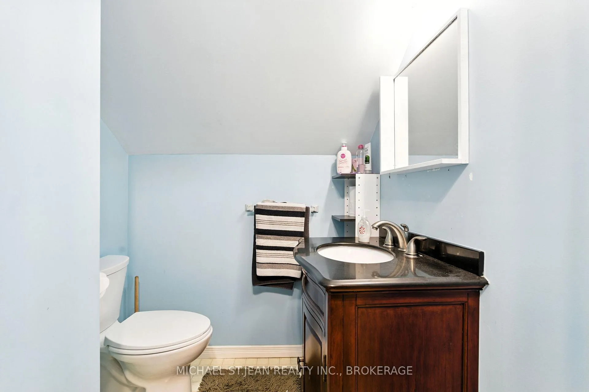Photo 34 of 347 Weir Street N, Hamilton, Homeside — HOMEH