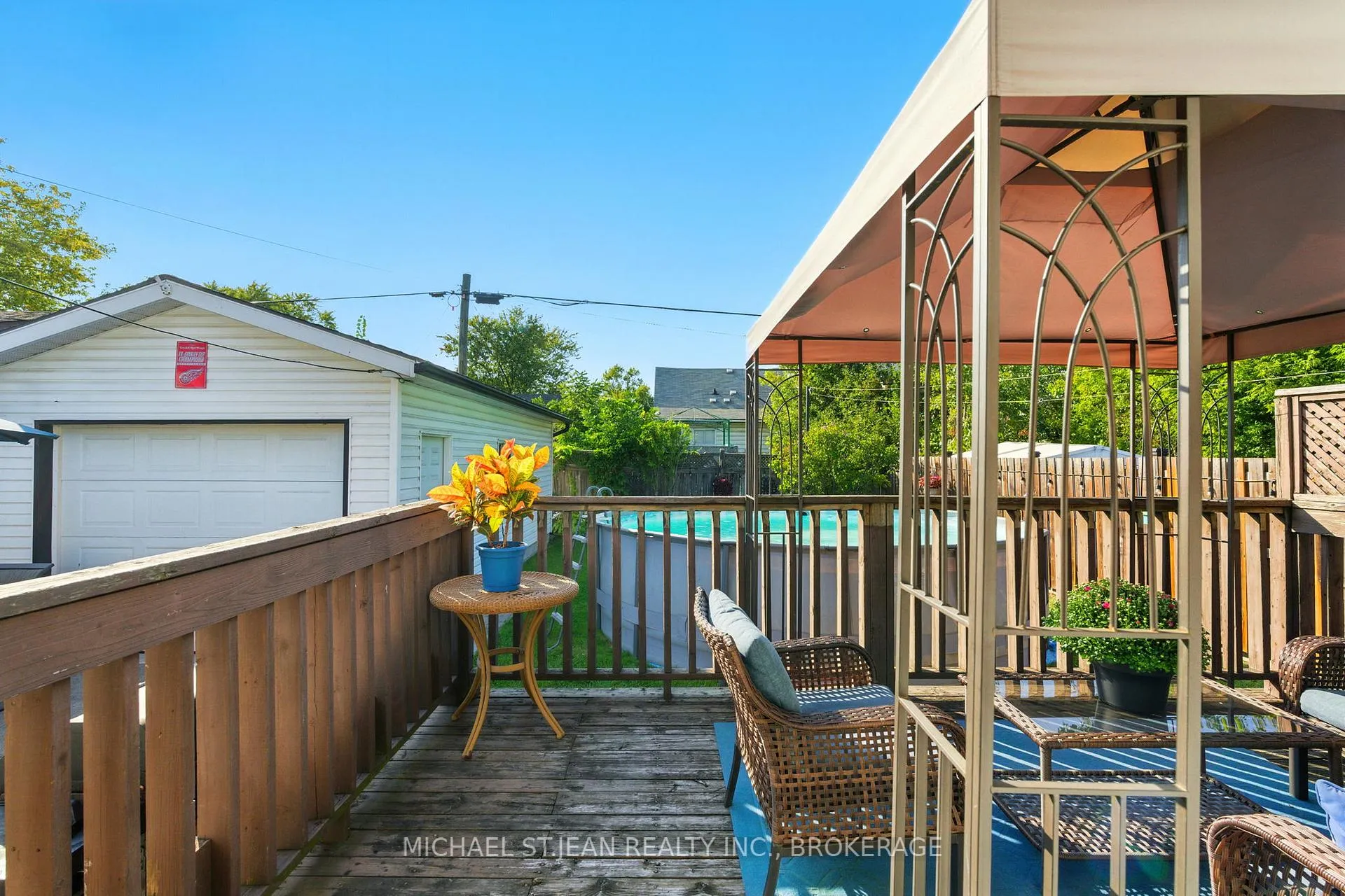 Photo 35 of 347 Weir Street N, Hamilton, Homeside — HOMEH