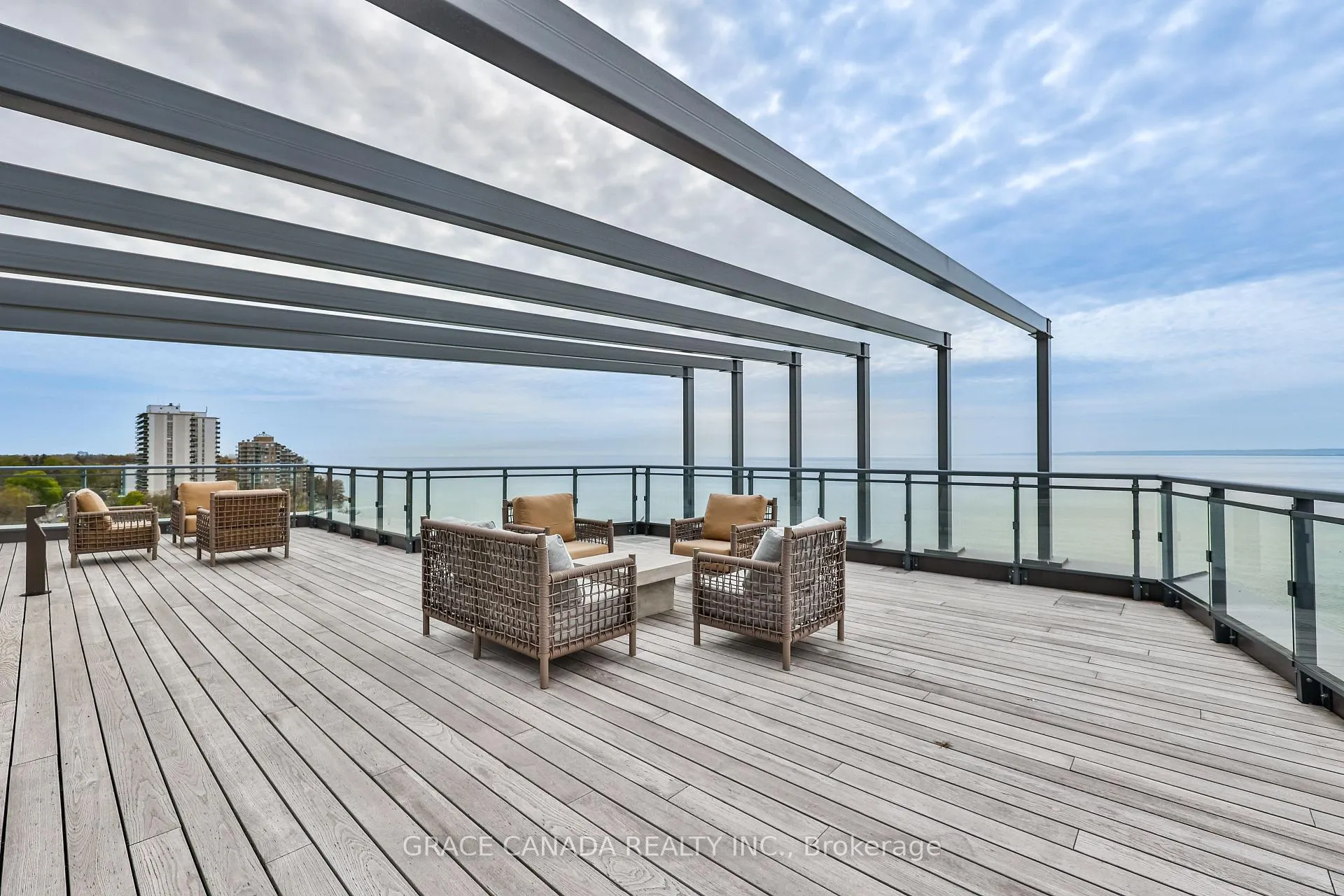 Photo 14 of Unit 704, 2060 Lakeshore Road, Burlington, Brant — HOMEH