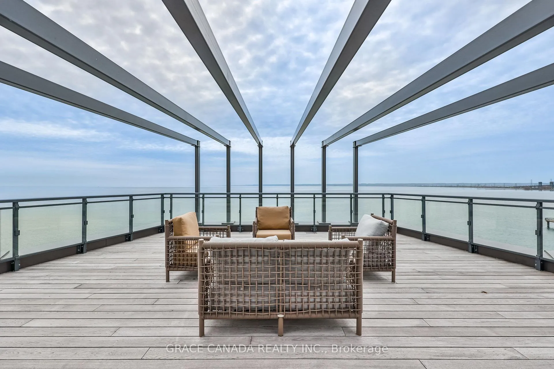 Photo 15 of Unit 704, 2060 Lakeshore Road, Burlington, Brant — HOMEH