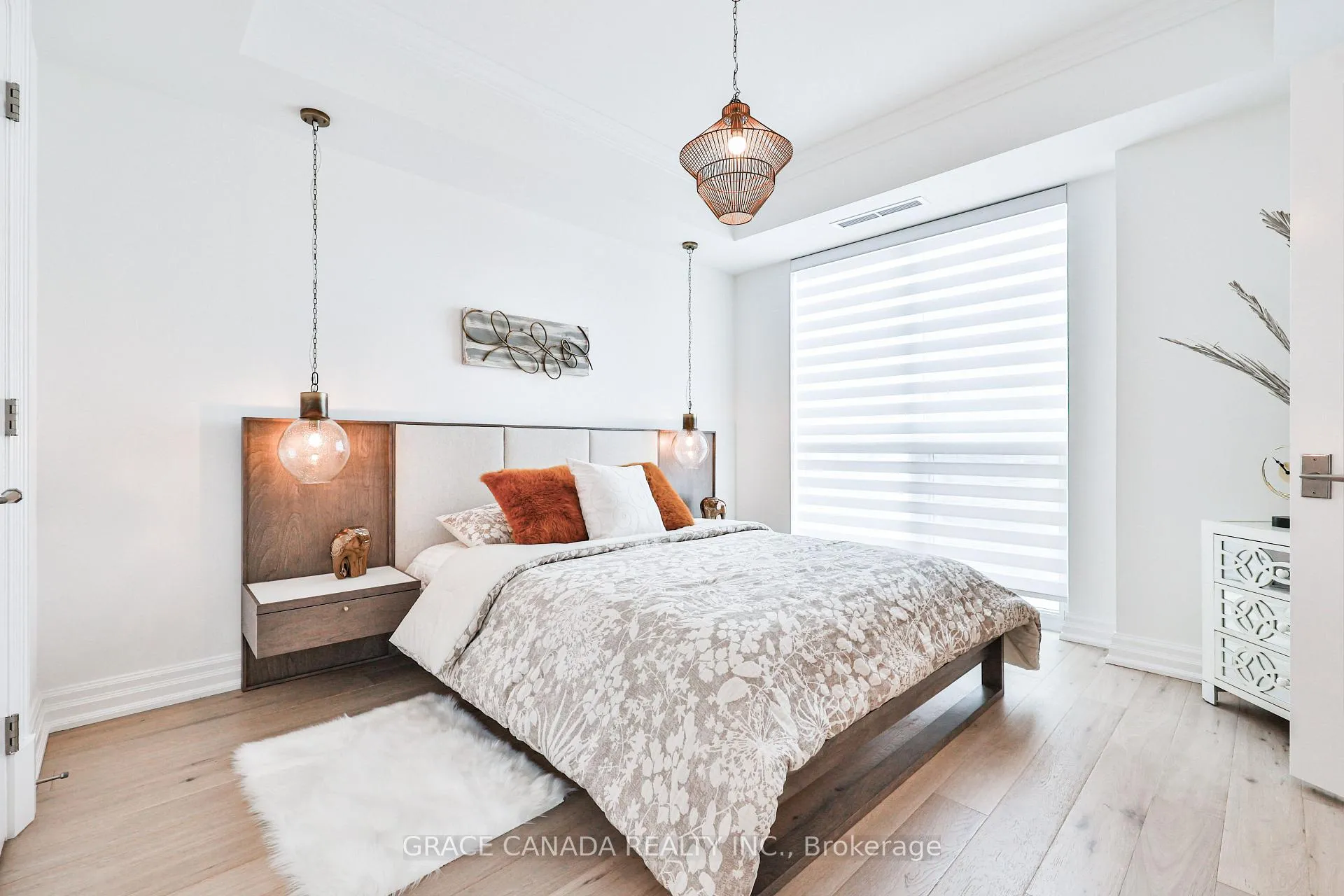 Photo 25 of Unit 704, 2060 Lakeshore Road, Burlington, Brant — HOMEH