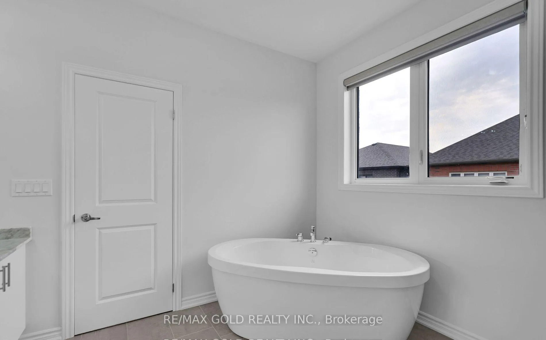 Photo 35 of 12 Vincena Road, Caledon, Rural Caledon — HOMEH