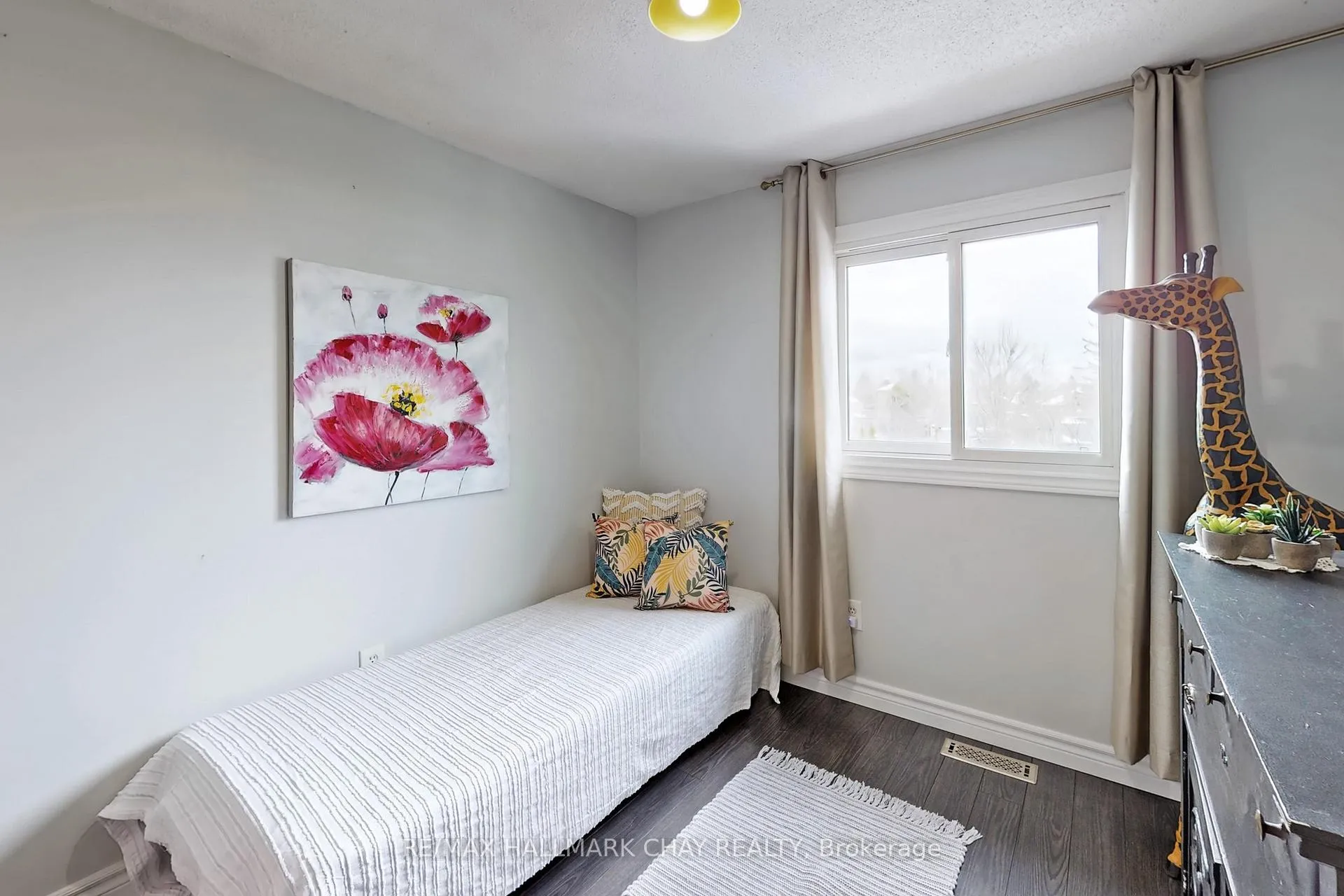 Photo 20 of 42 Janice Drive, Barrie, Sunnidale — HOMEH