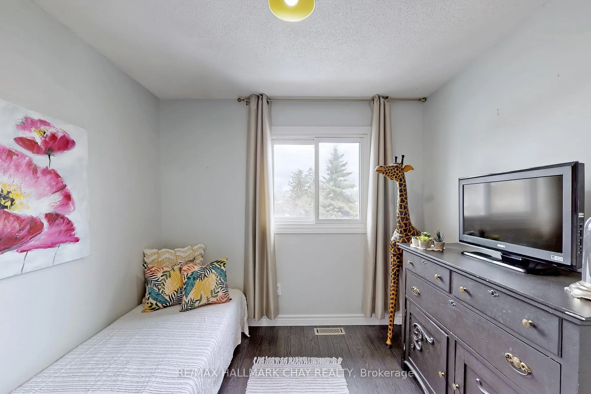 Photo 21 of 42 Janice Drive, Barrie, Sunnidale — HOMEH