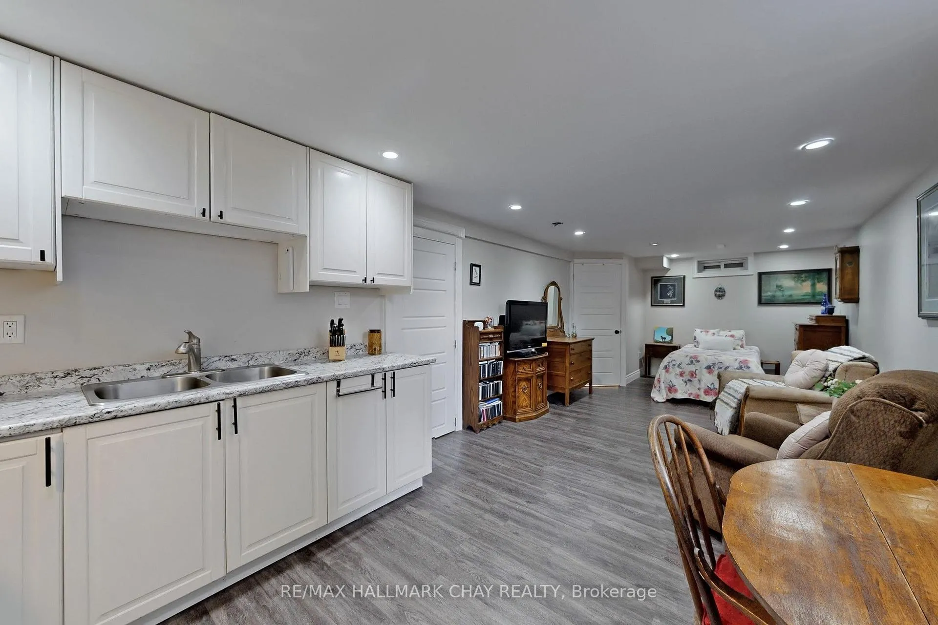 Photo 26 of 42 Janice Drive, Barrie, Sunnidale — HOMEH