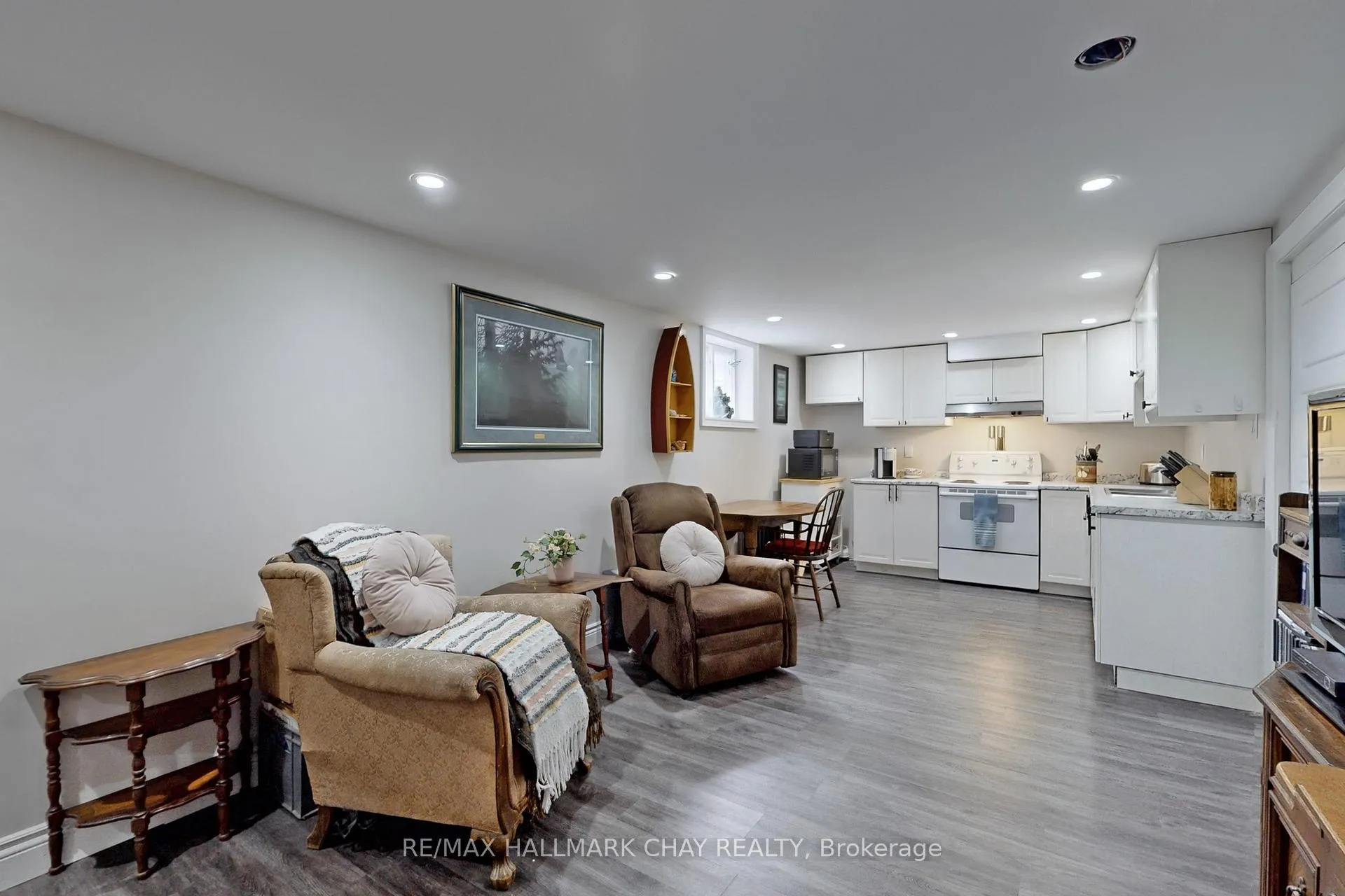 Photo 27 of 42 Janice Drive, Barrie, Sunnidale — HOMEH