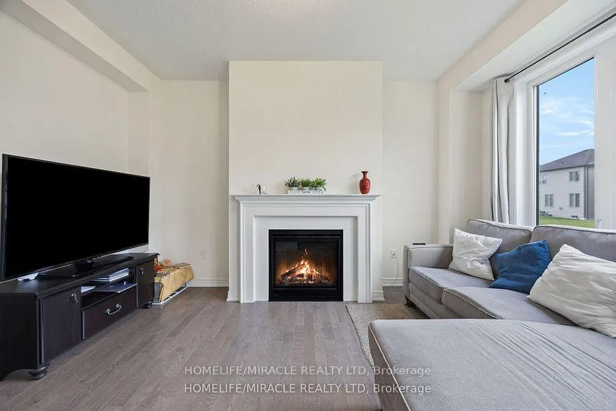 Photo 14 of 479 Black Cherry Crescent, Shelburne — HOMEH