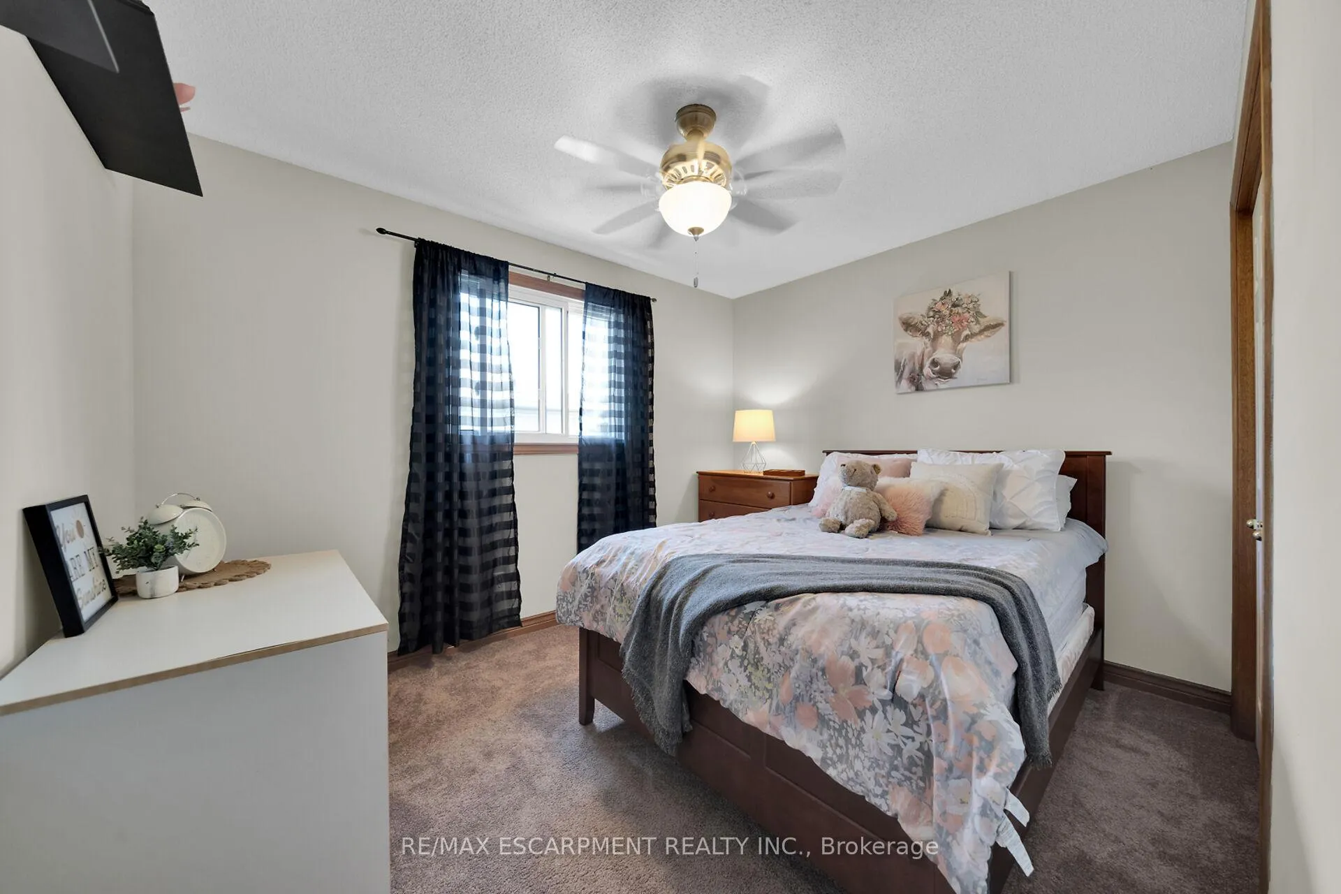 Photo 17 of 212 Alderlea Avenue, Hamilton, Allison — HOMEH